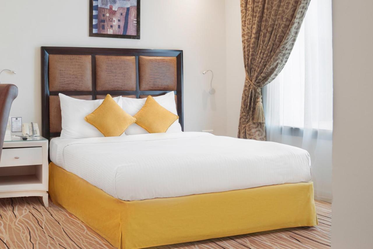 Deluxe King Room,1498489858:JPEG