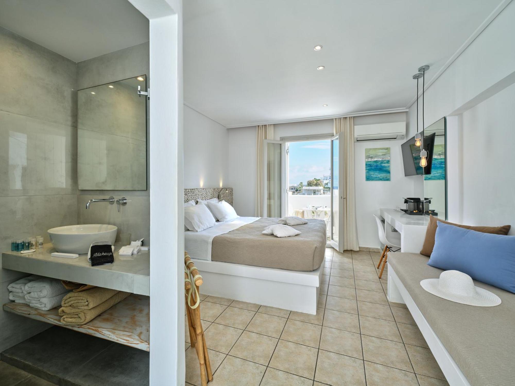Deluxe Double or Twin Room Balcony