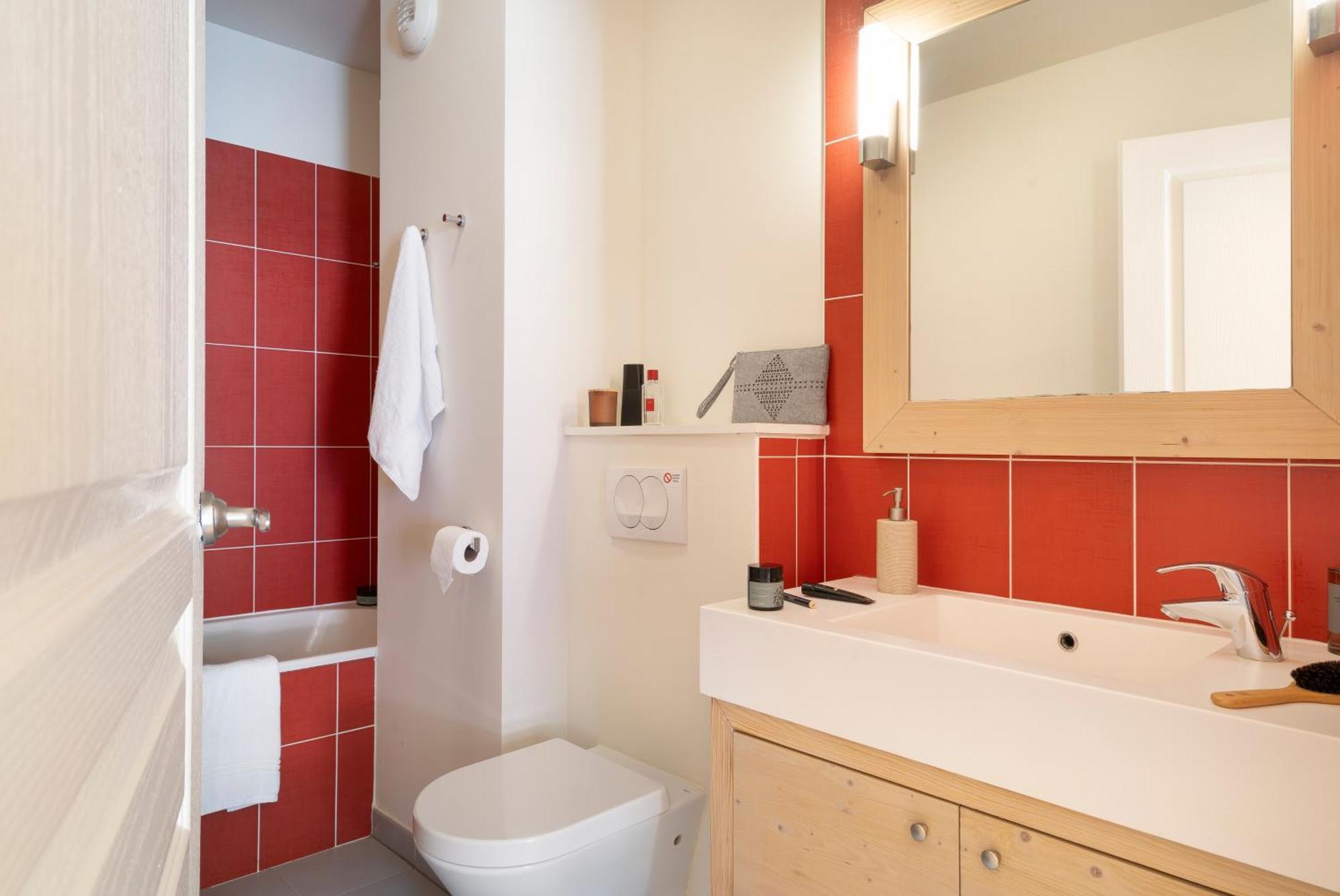 Appartement 2 Chambres avec Climatisation et Balcon (6 Personnes) - Côté sud