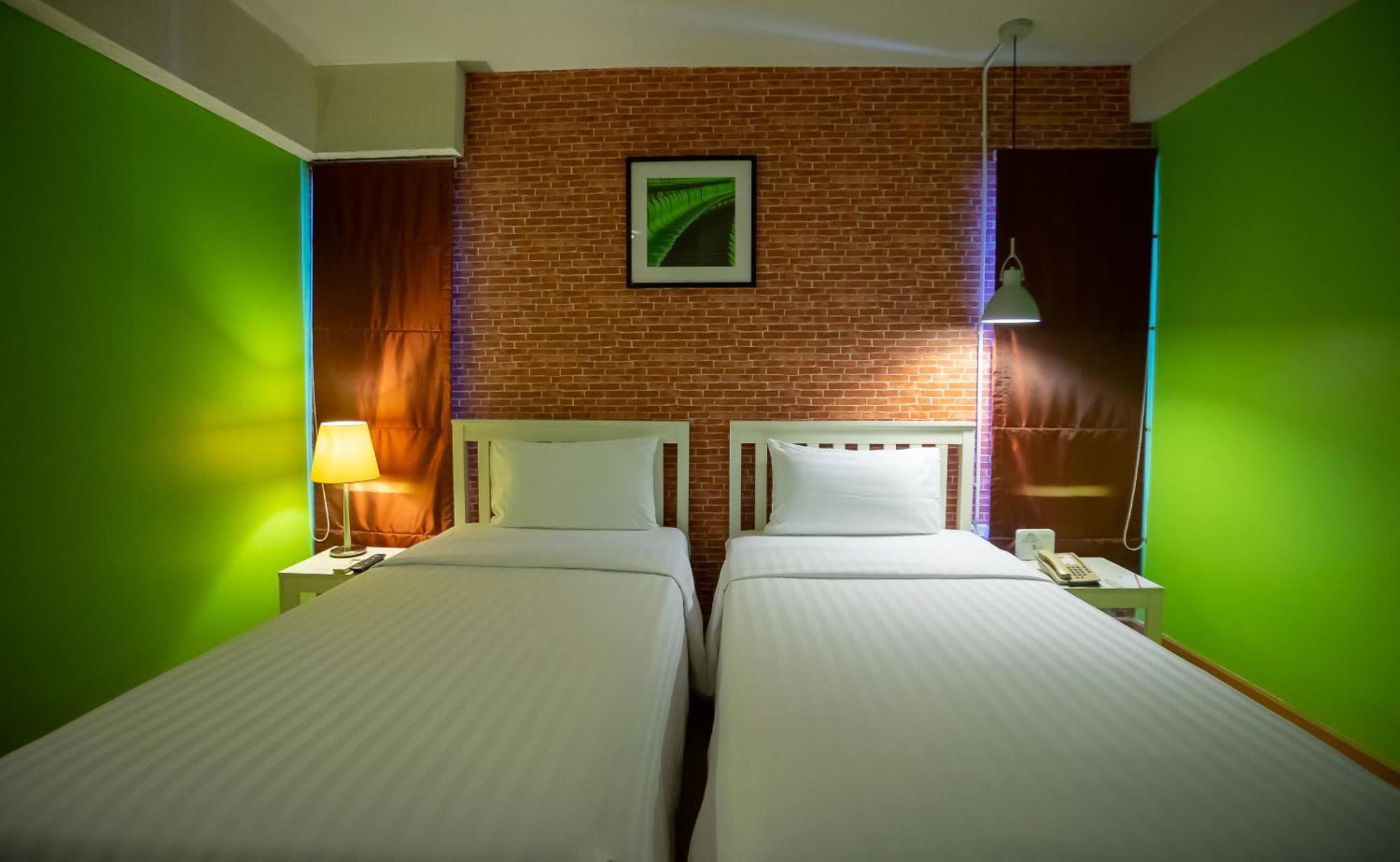 Standard Twin Room,1499235043:JPEG