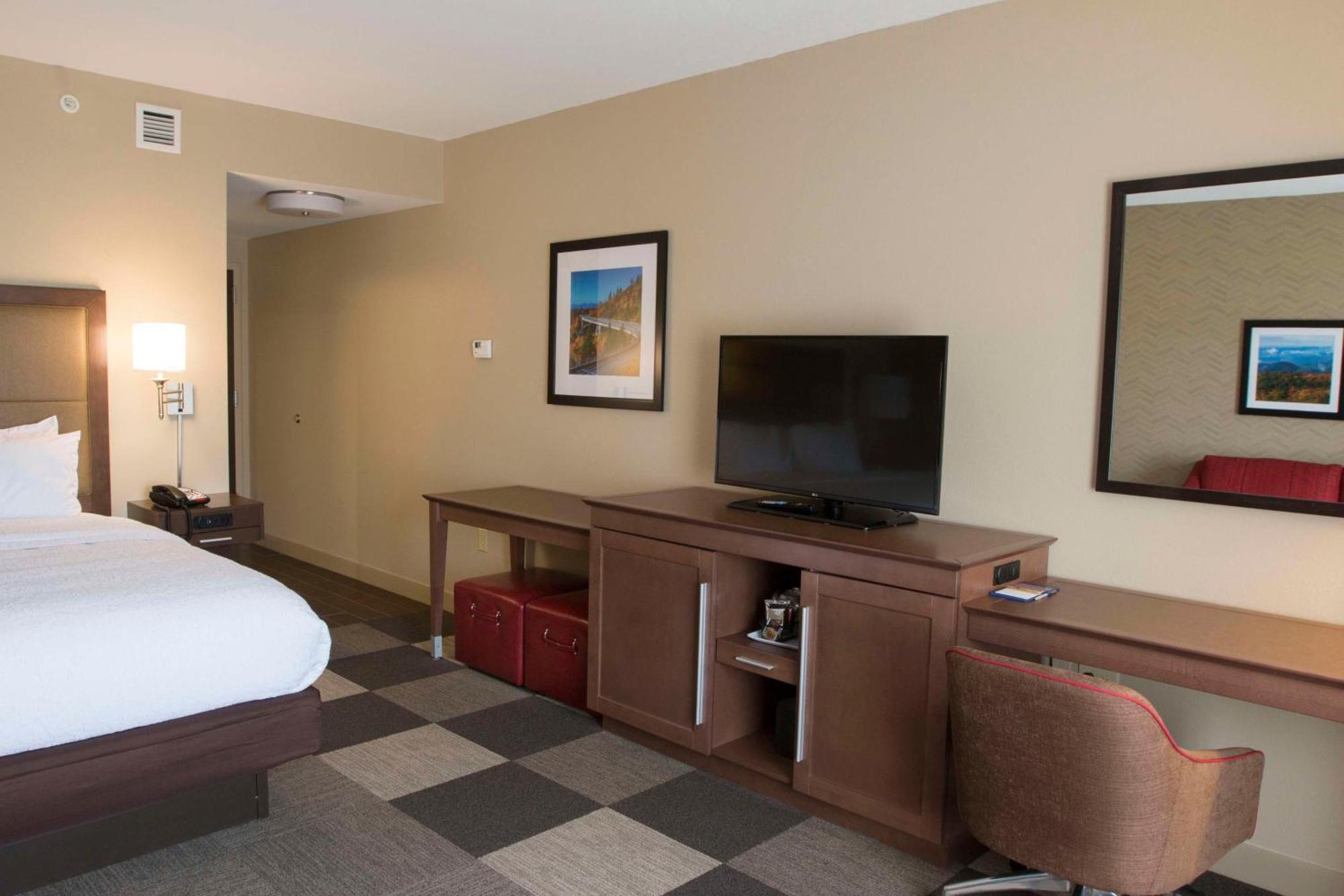 King Room with Sofa Bed - Non-Smoking,1509588223:JPEG