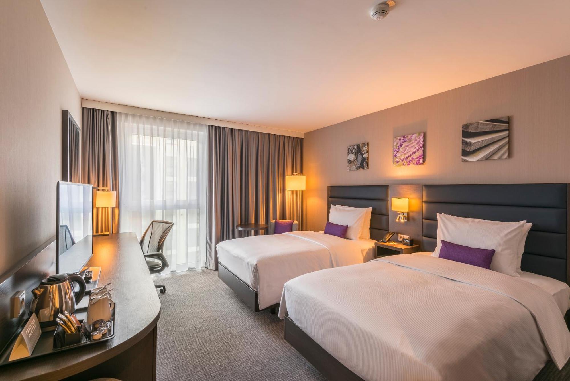 Quarto com 2 Camas de Solteiro