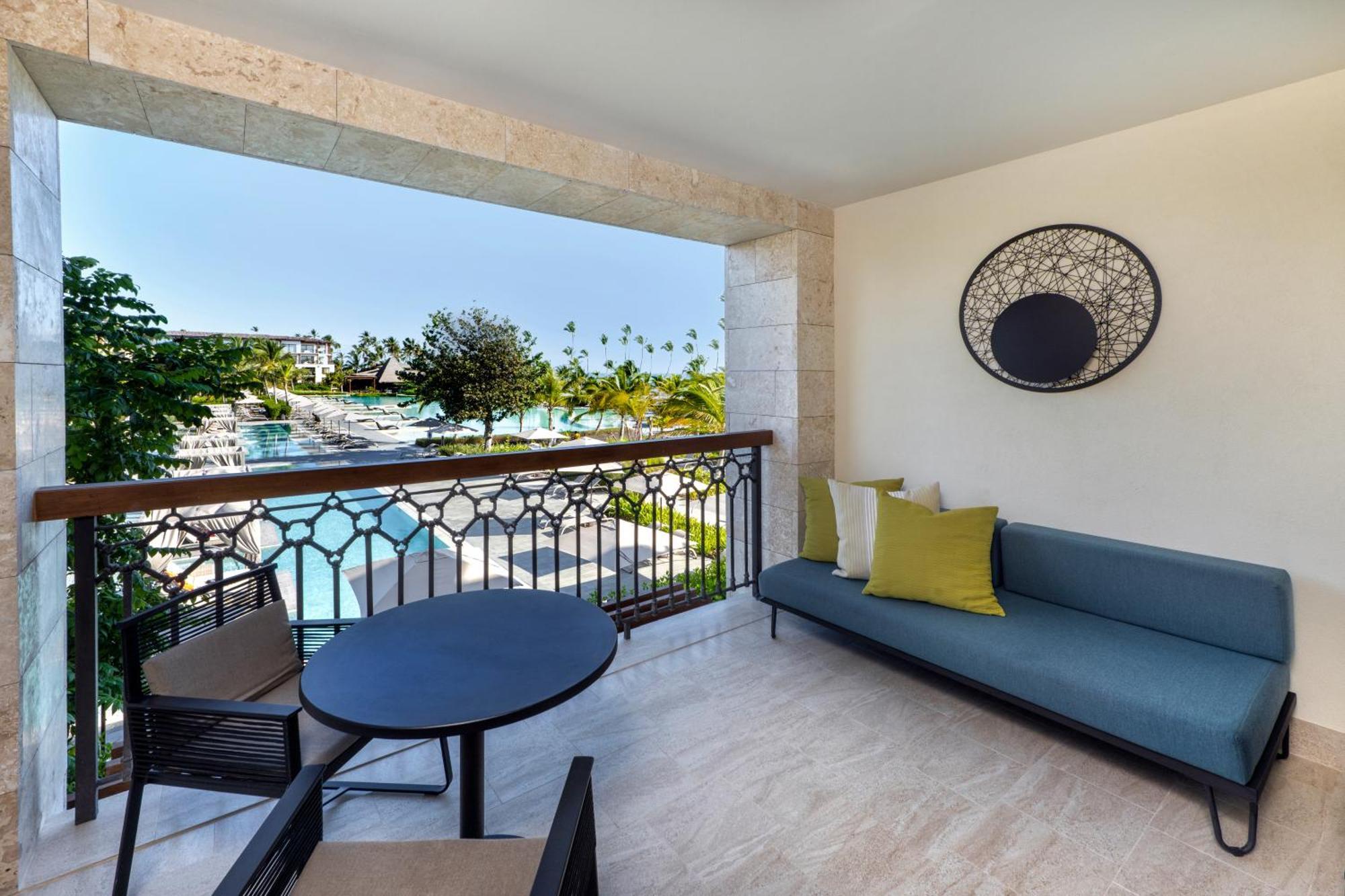 Resort Queen - Suite Júnior com Vista Piscina