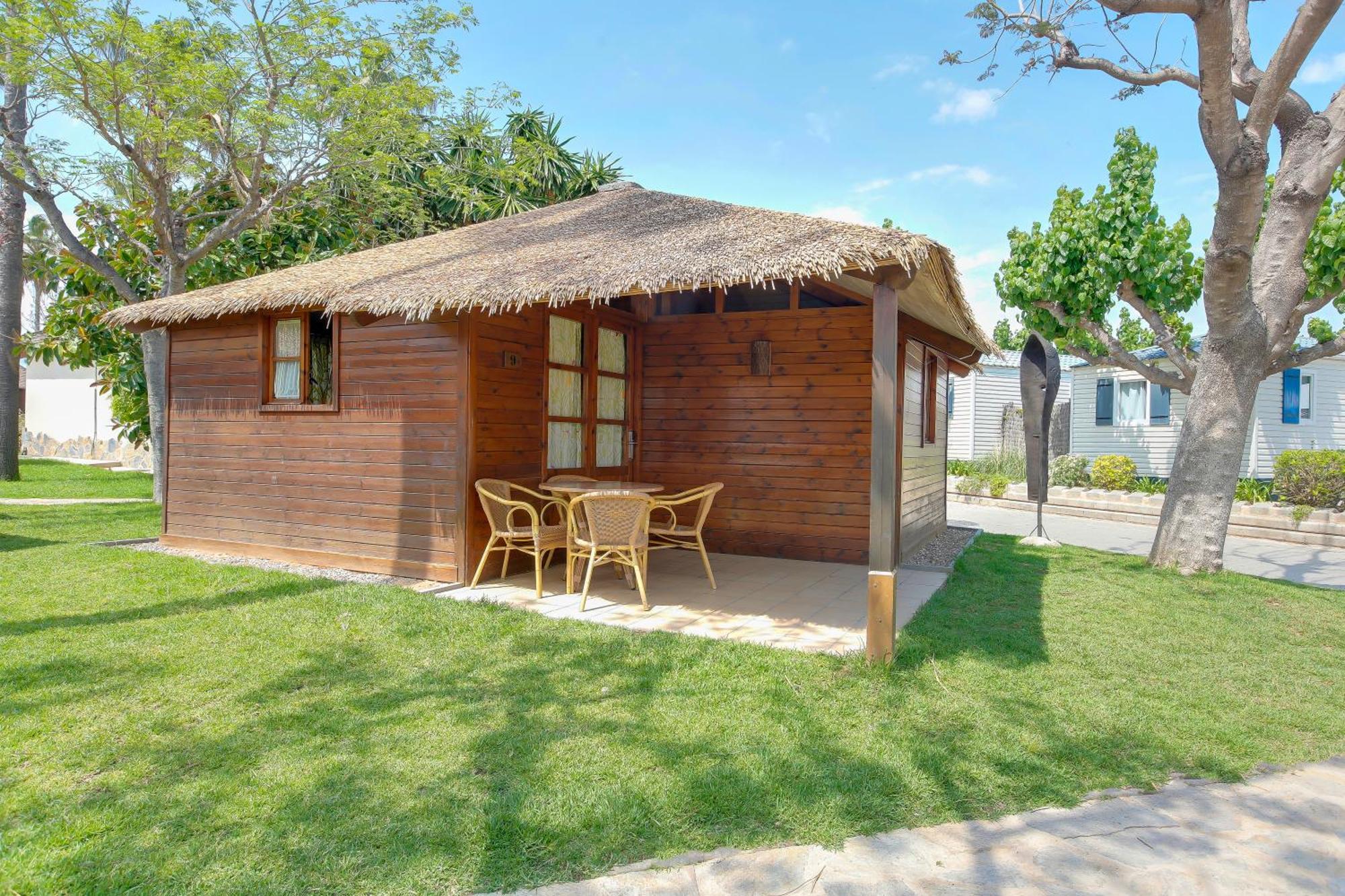 Bungalow Garden View