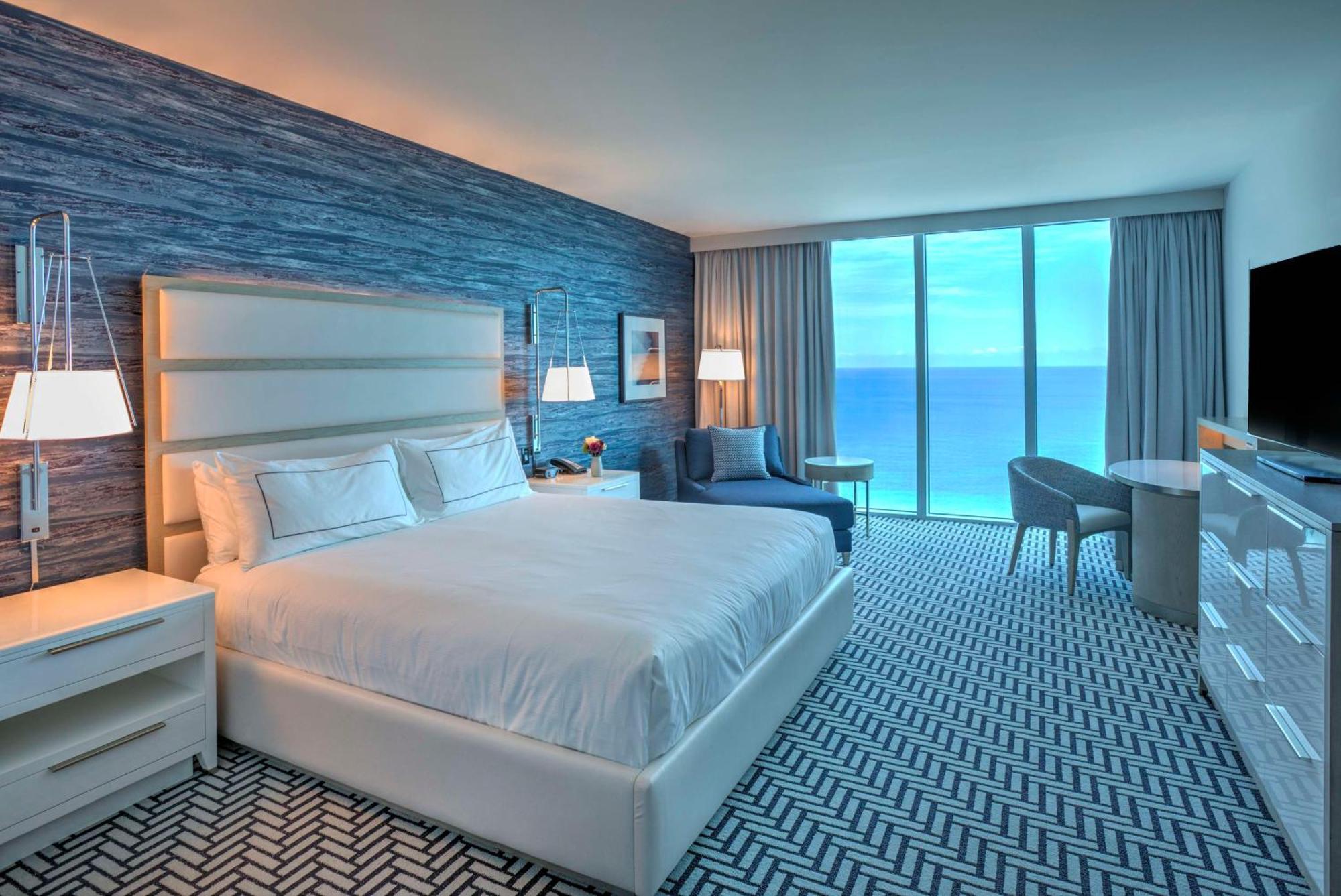 King Room Oceanfront,1509854995:JPEG