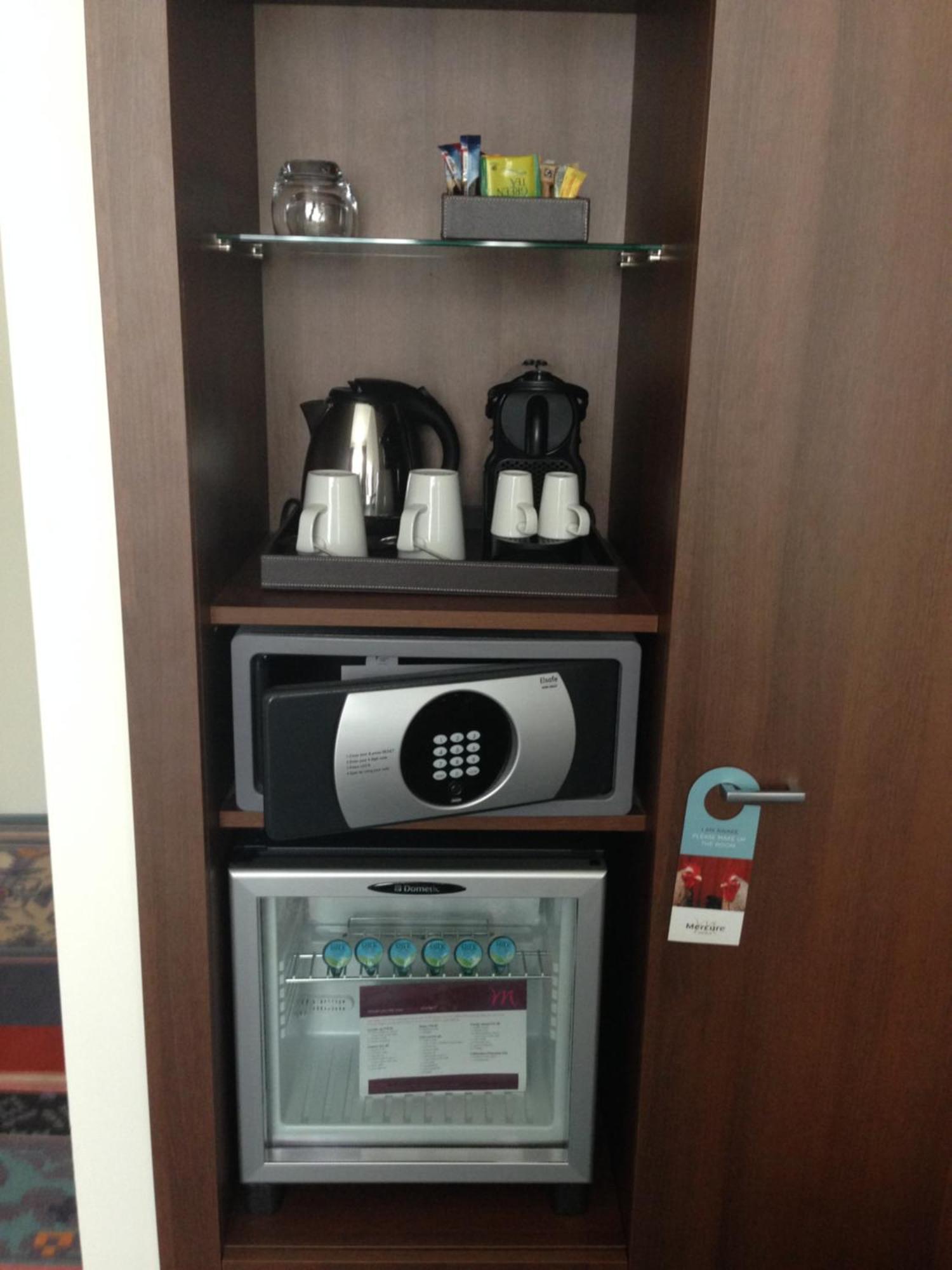 Privilege Queen Room with Convertible Sofa,1716965092:JPEG