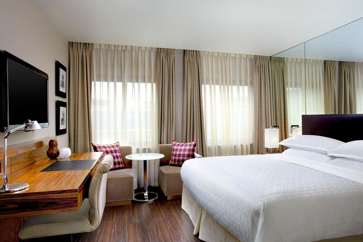Deluxe Kamer met 1 Kingsize Bed