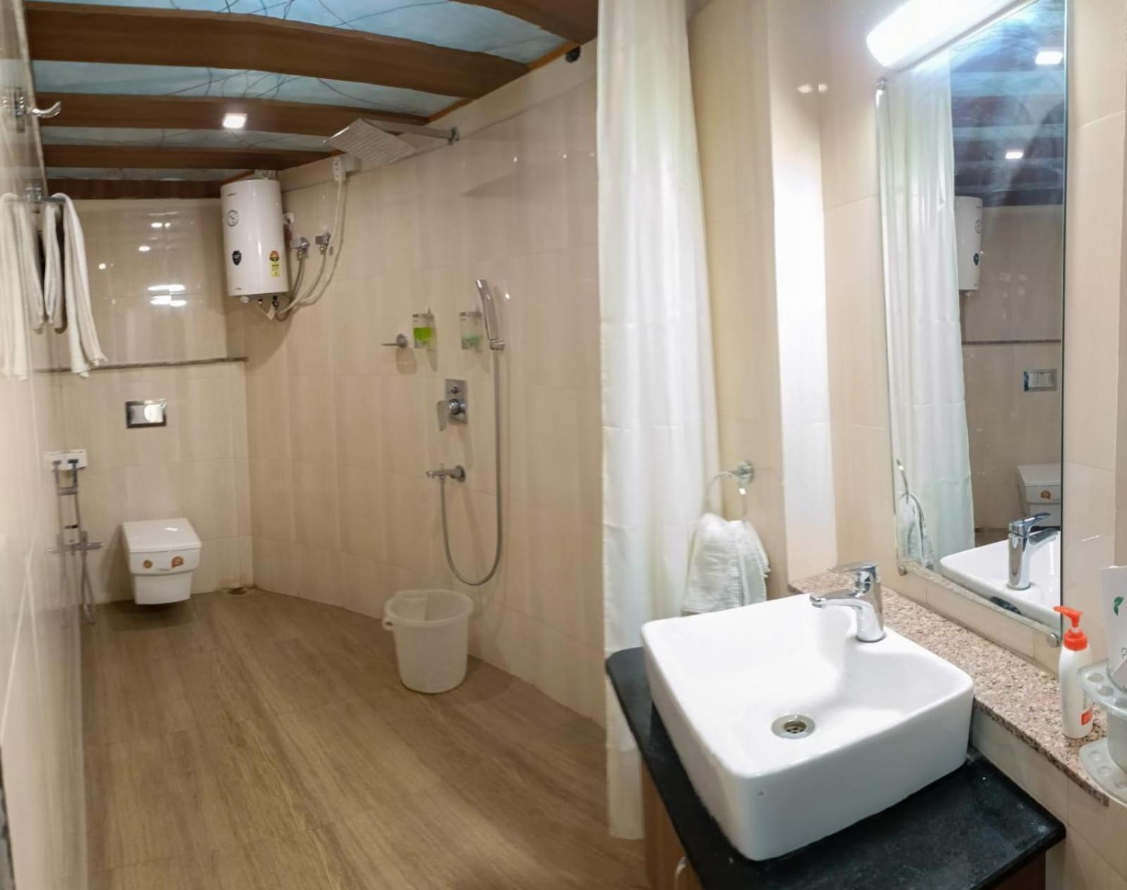 Villa with Private Pool,1527542920:JPEG