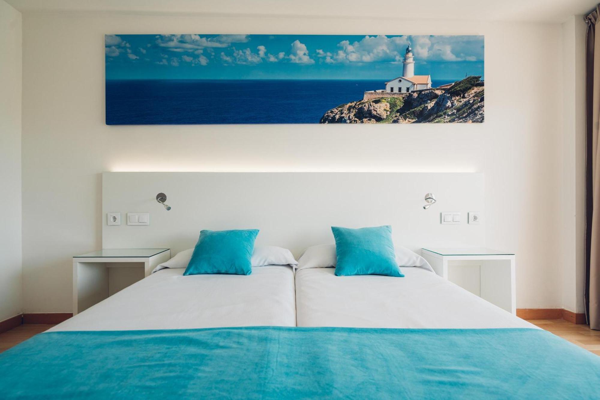 Double Room Pool View