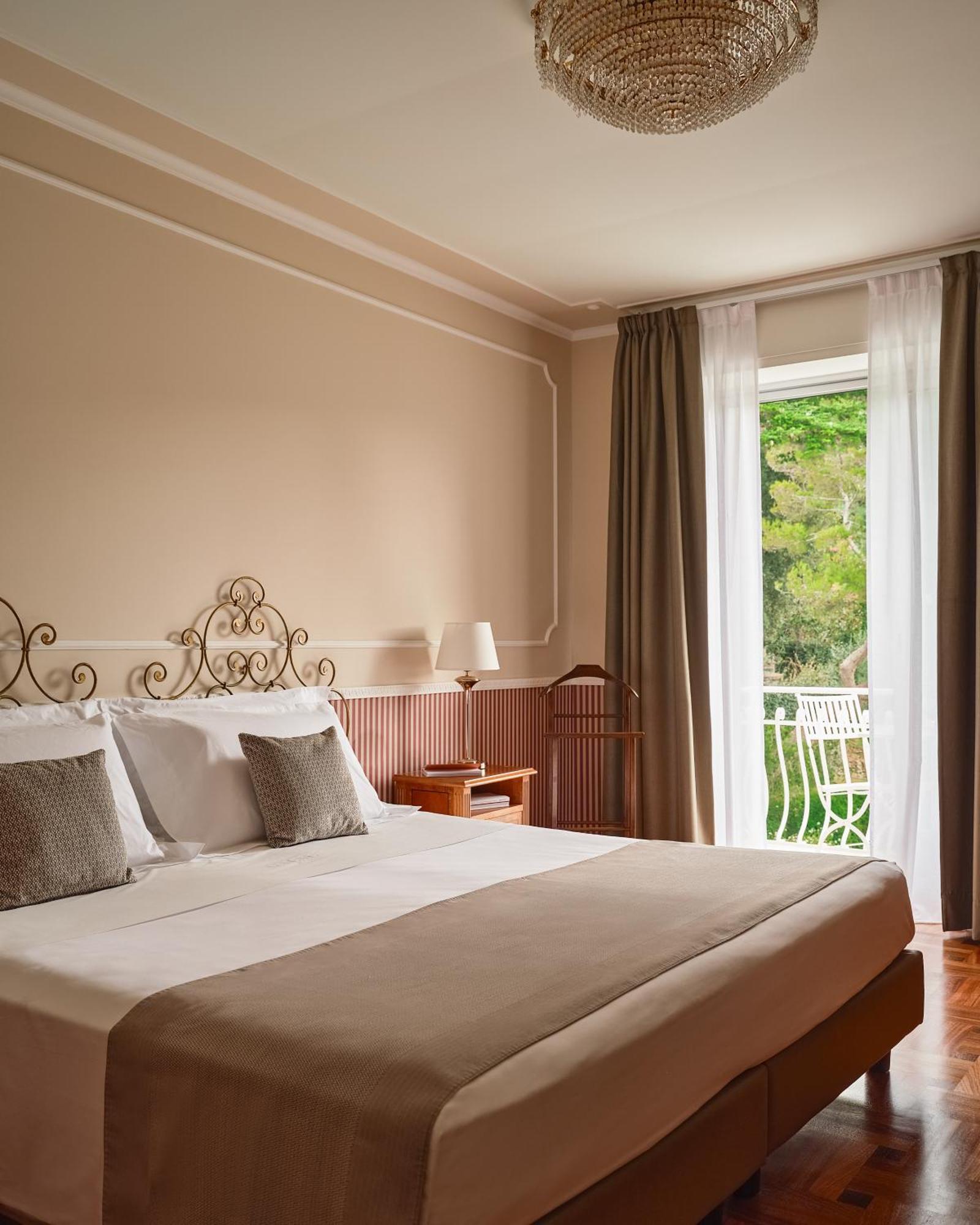 Double Room Garden View