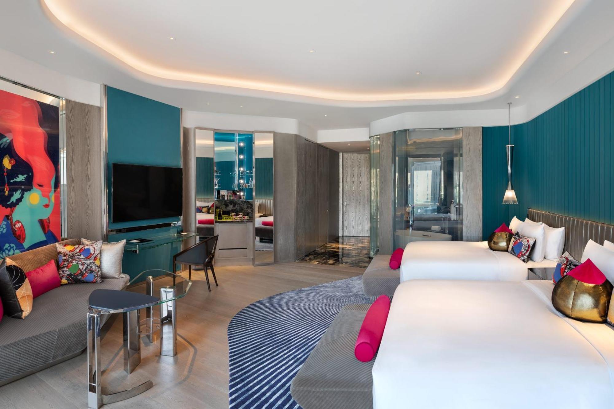 Wonderful, Larger Guest room, 2 Double, City view, Balcony,1543915369:JPEG