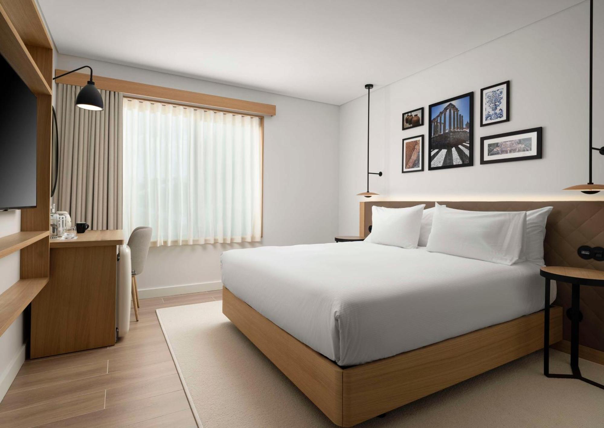 Quarto King - Acessível a Pessoas com Mobilidade Condicionada