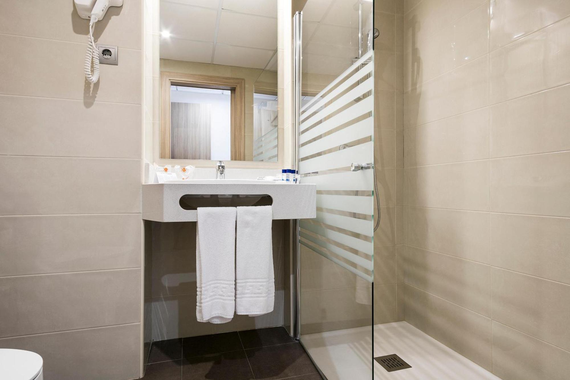 Quarto Duplo