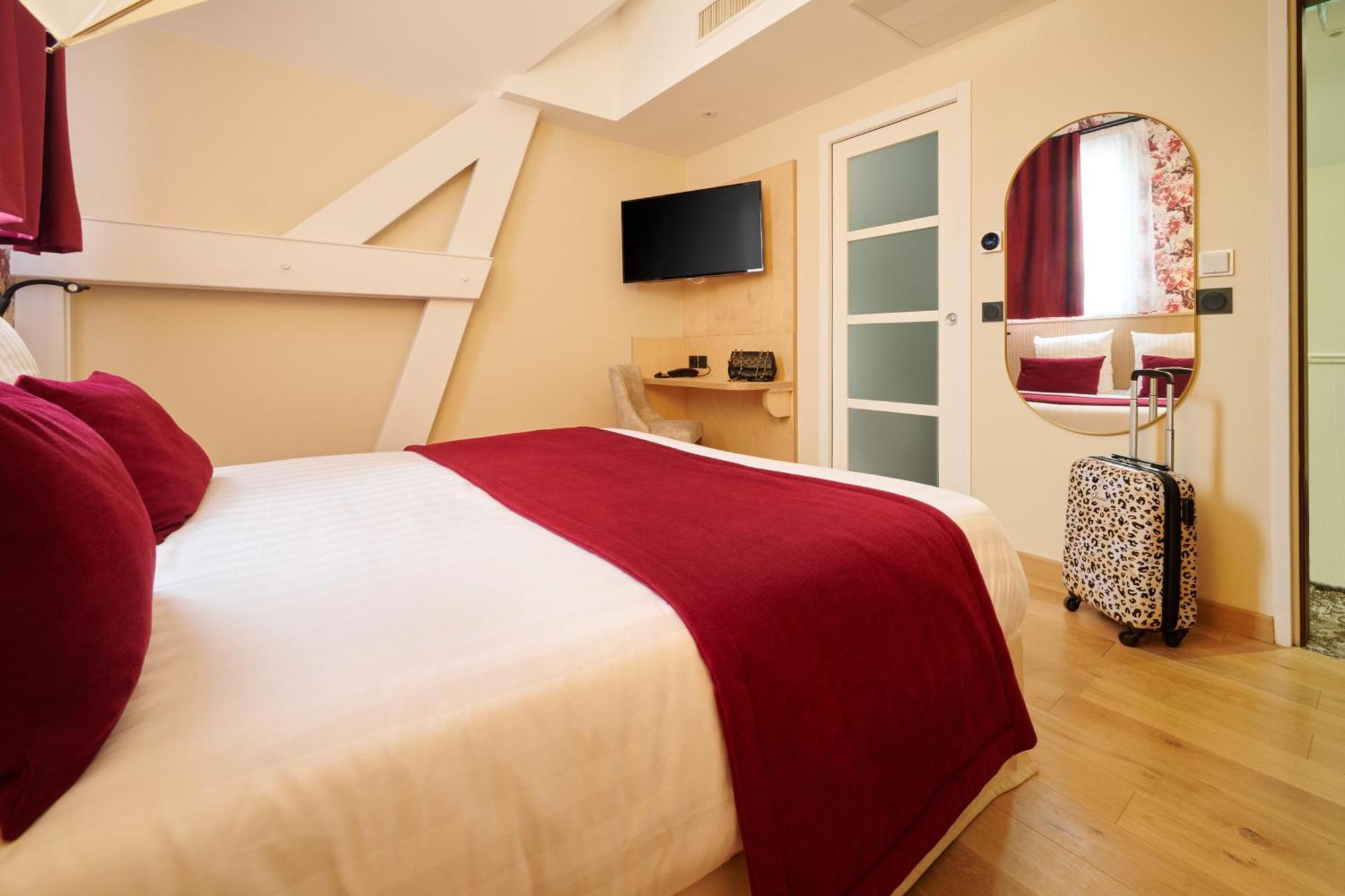 Superior Double Room,1547115712:JPEG