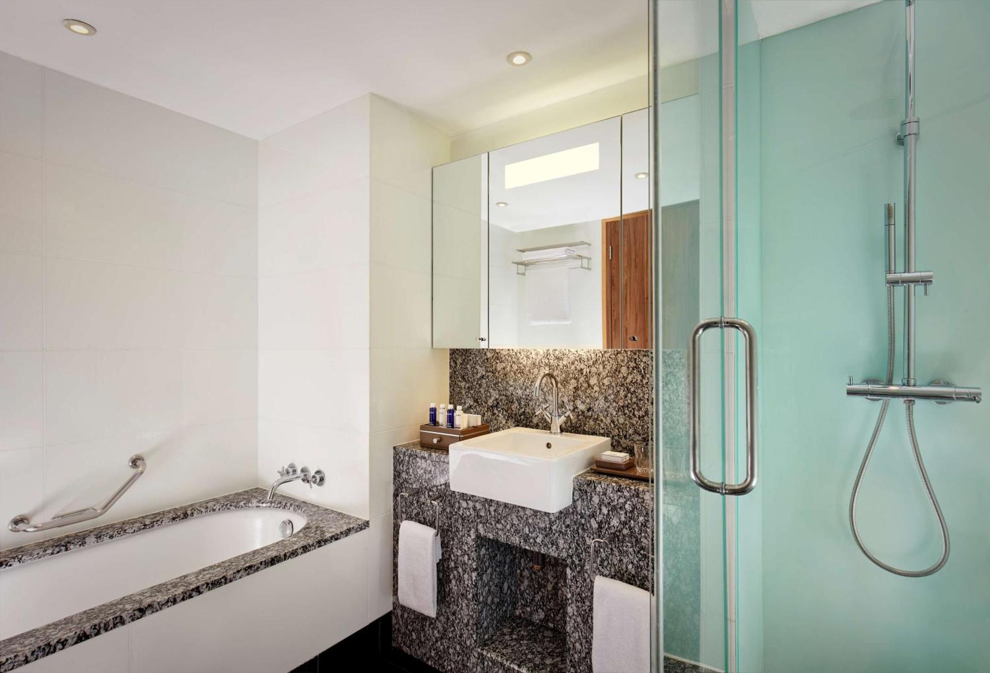 Penthouse Suite,1549778341:JPEG