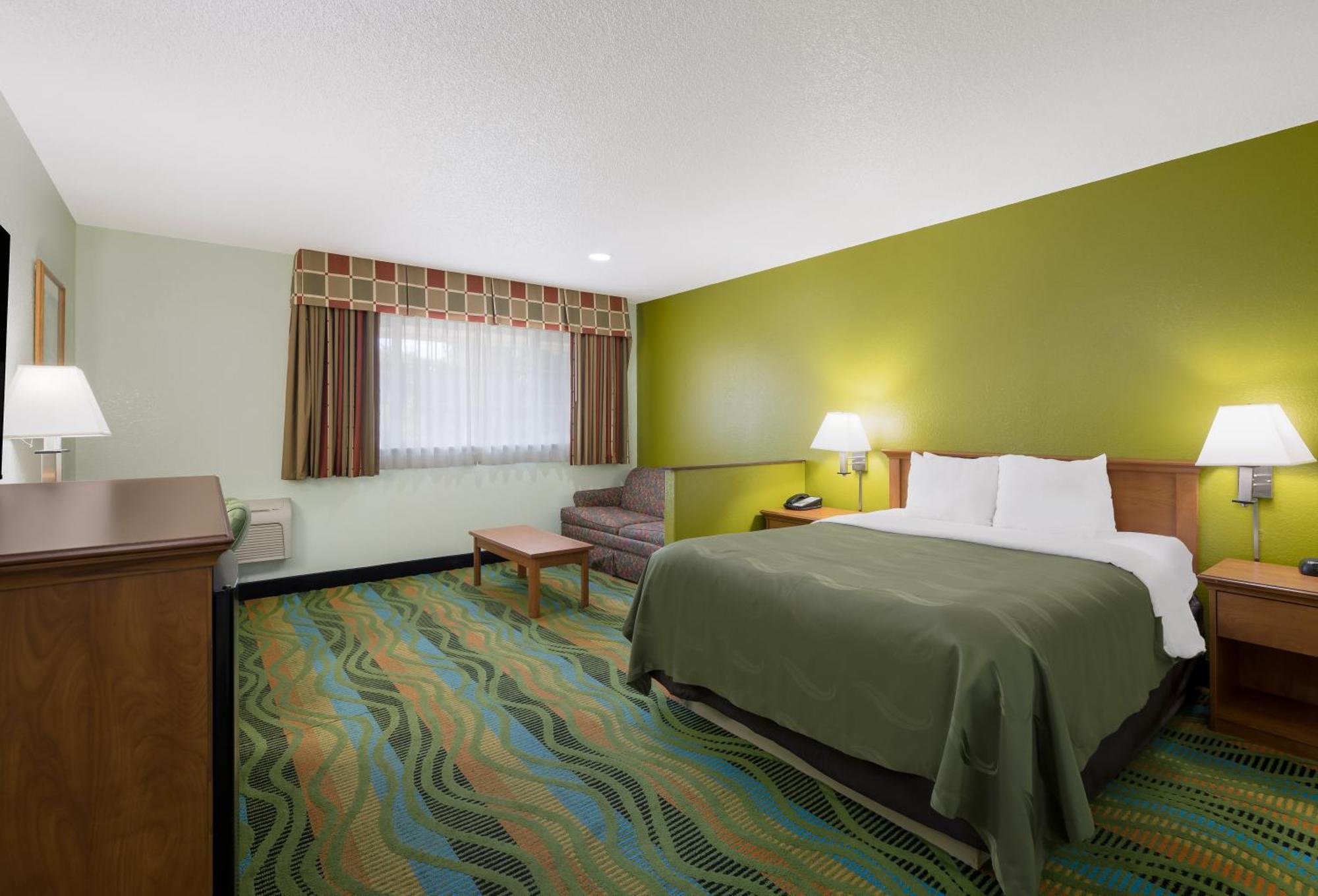 One Room Suite with Sofa bed - Non Smoking,1549931086:JPEG