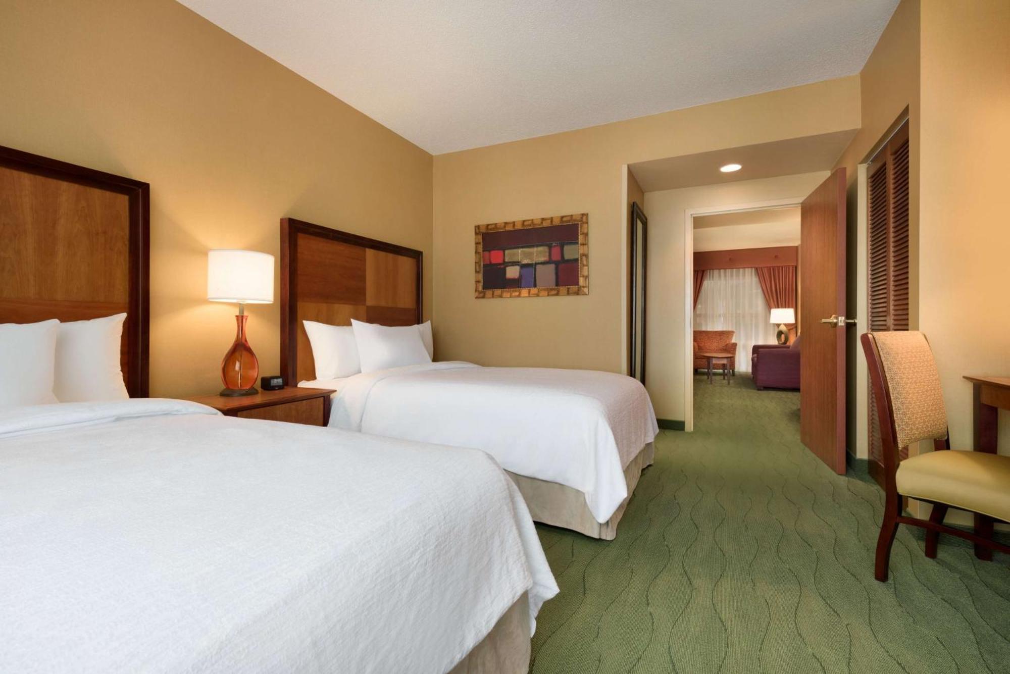 Suite Two Double Beds Non-Smoking