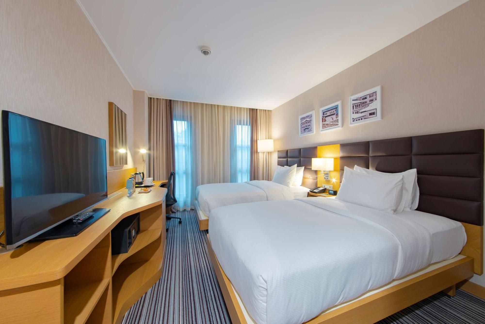 Family Connecting Rooms