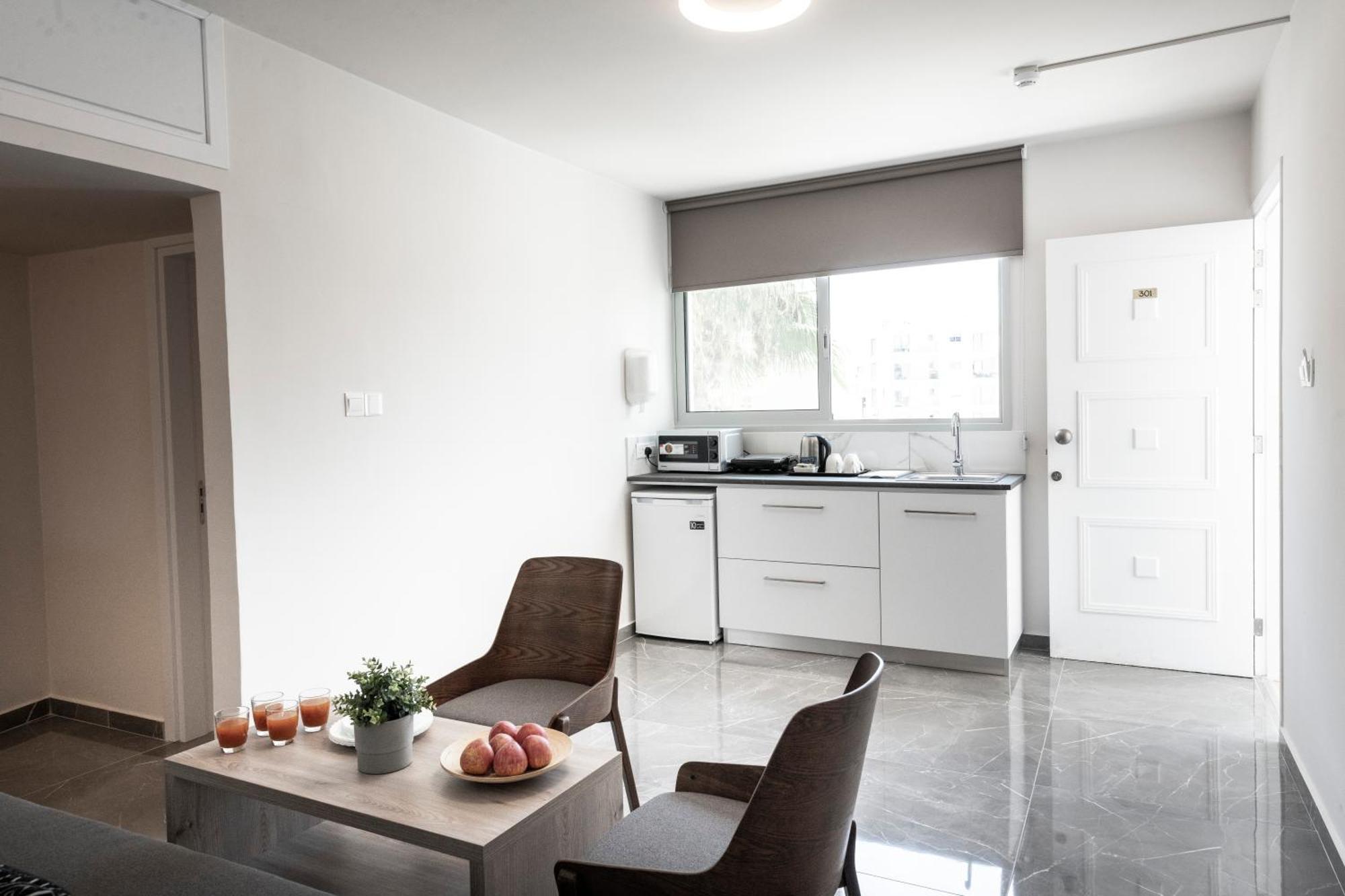 Deluxe Family Suite,1554797110:JPEG