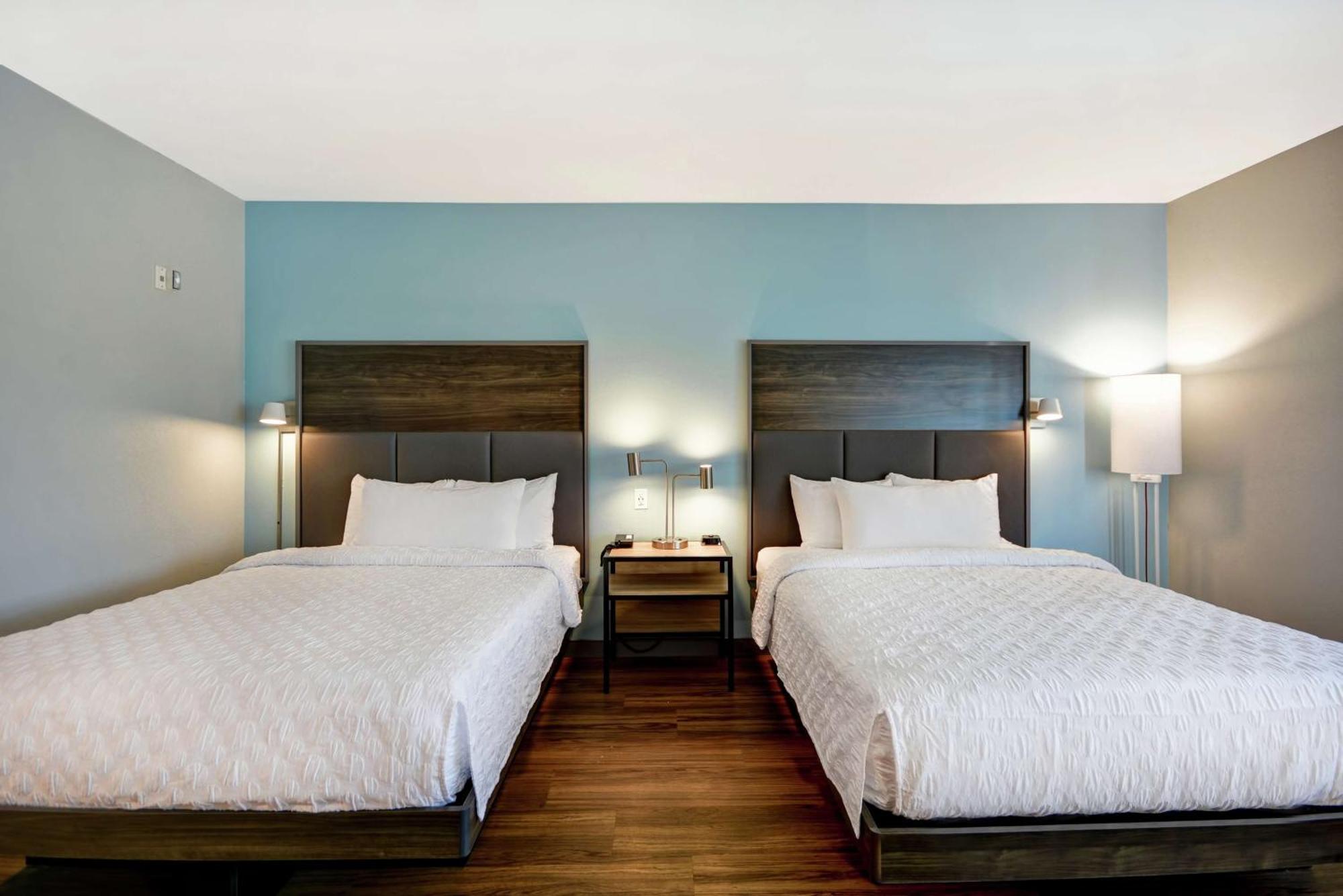 Queen Room with Two Queen Beds,1557116668:JPEG