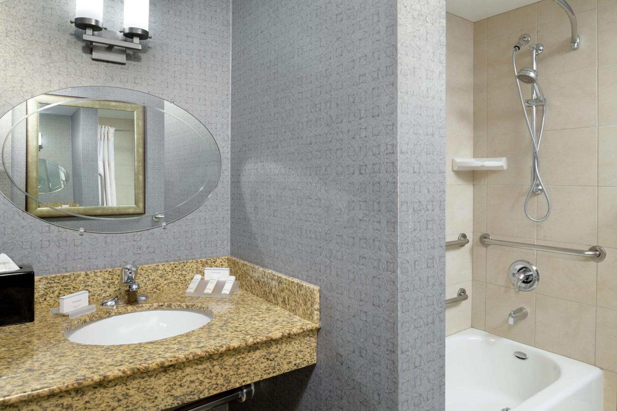 King Room Roll Shower Mobility Access