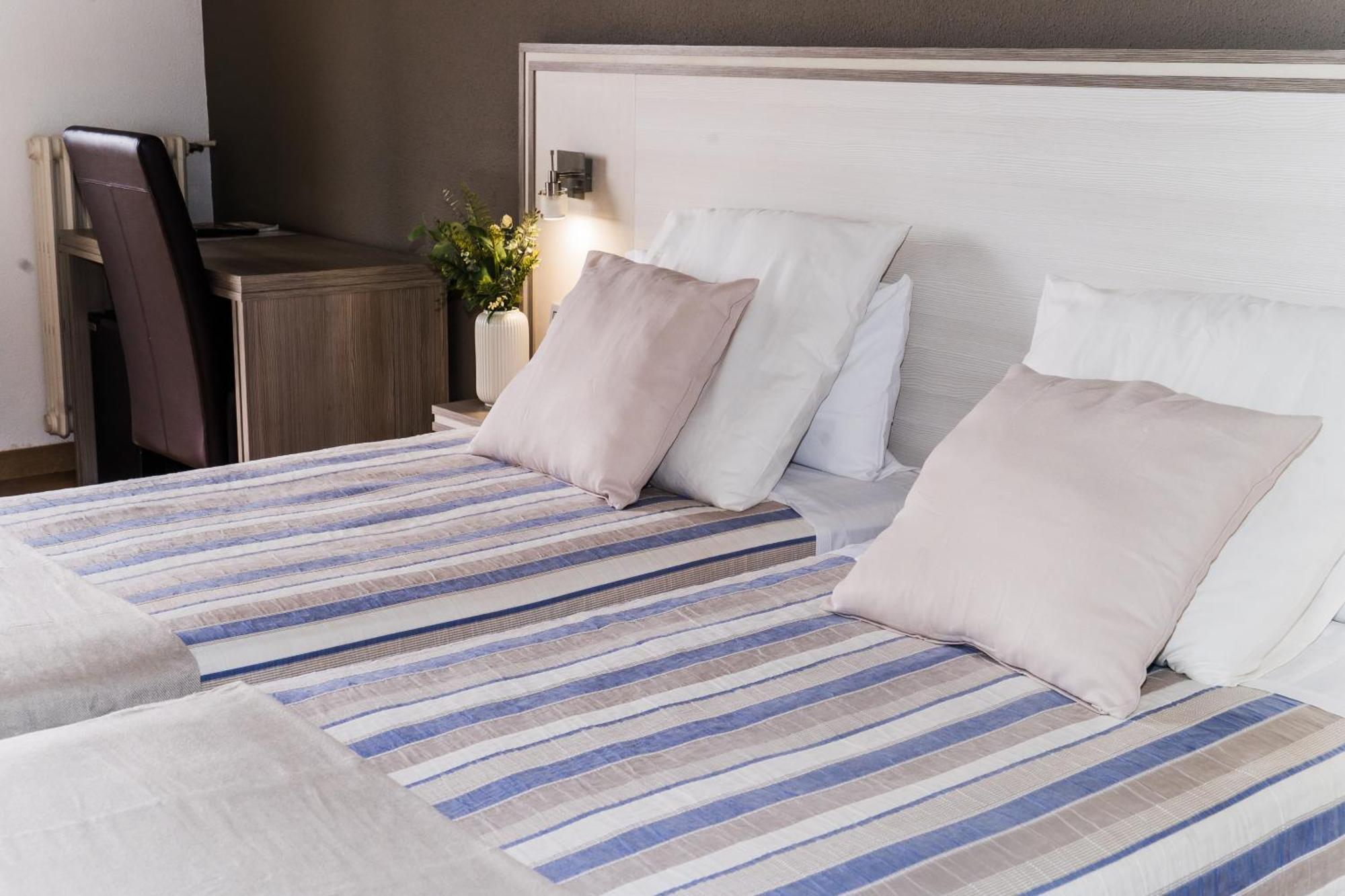 Double or Twin Room Balcony