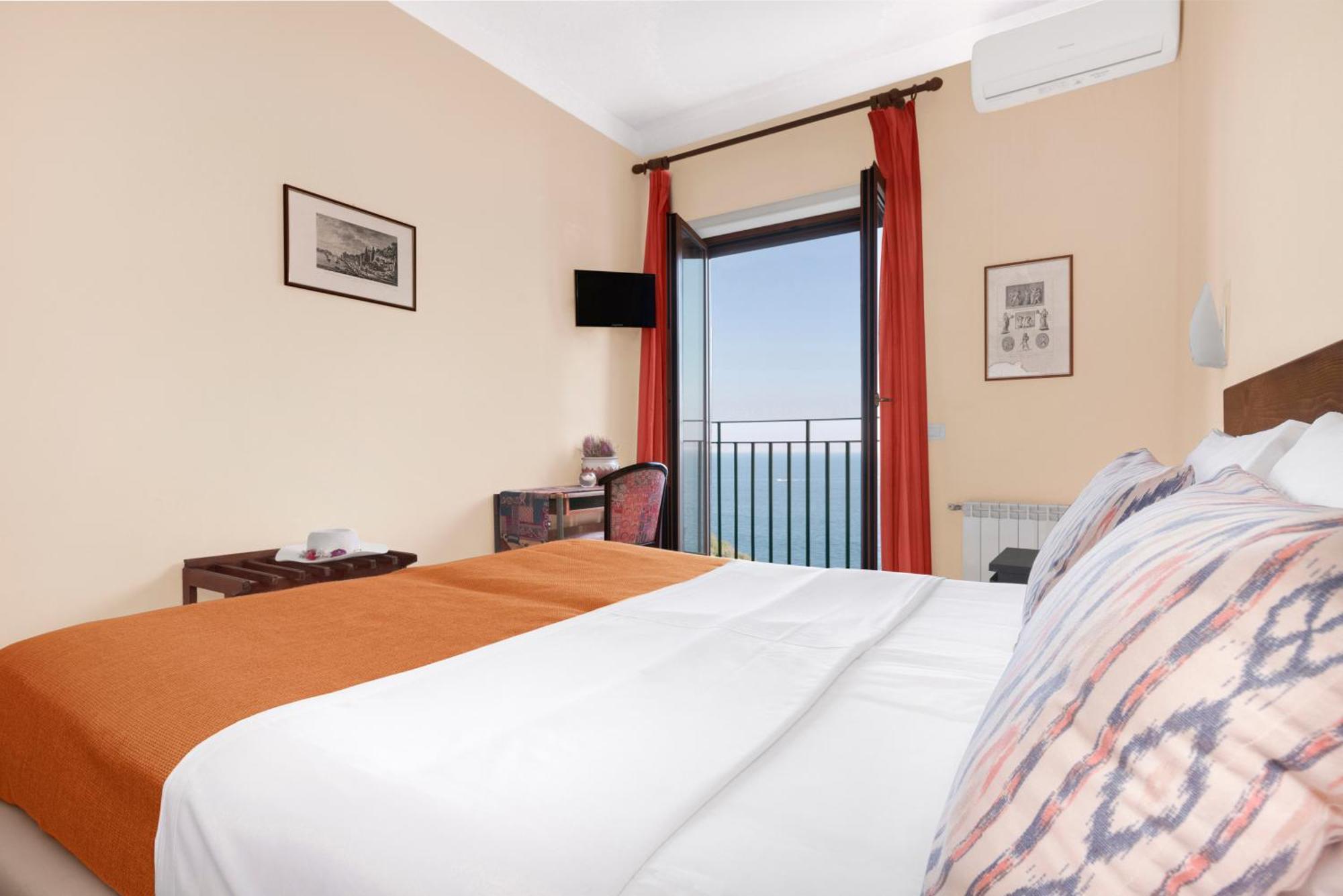 Double Room Sea View