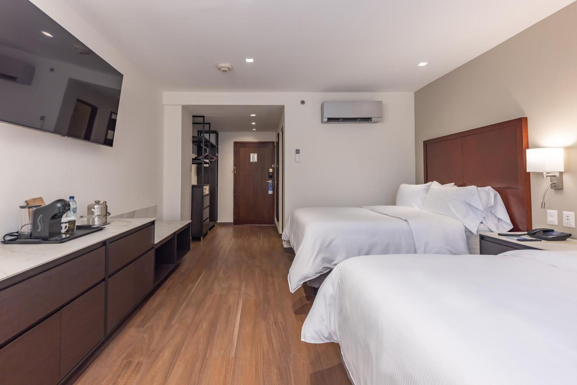 Habitación Doble con vistas al jardín