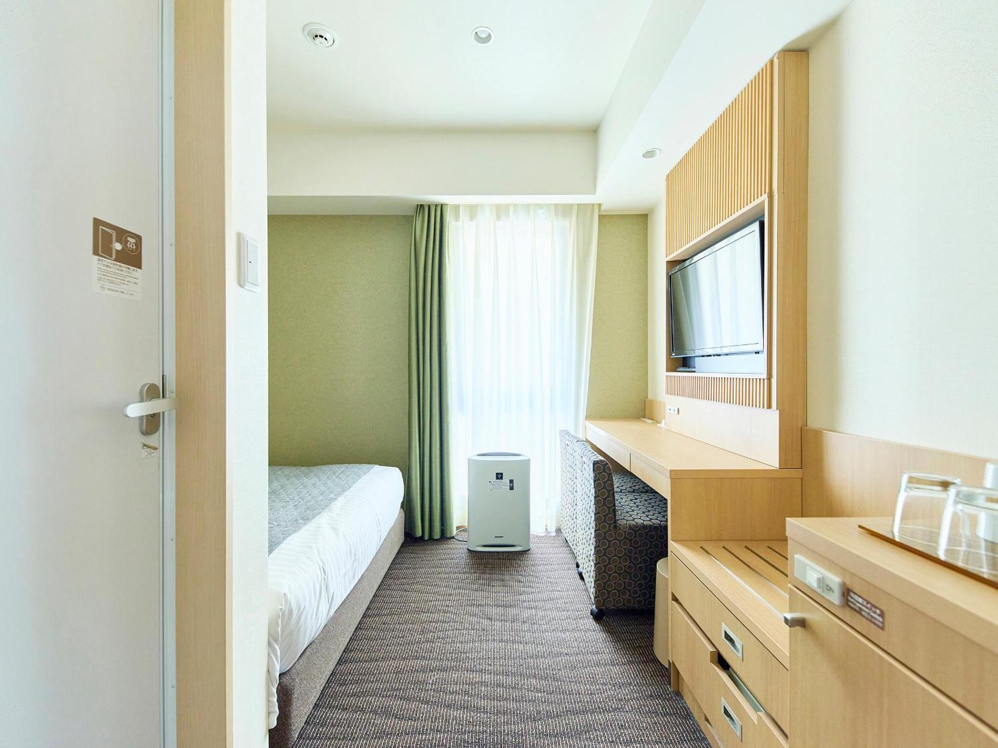 Single Room,1572716342:JPEG