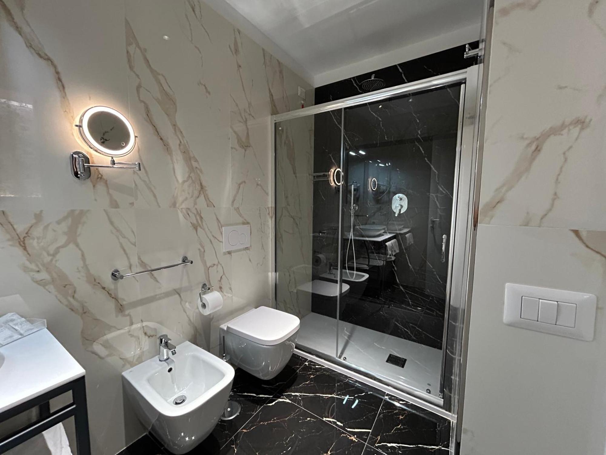 Deluxe Double or Twin Room,1576697780:JPEG