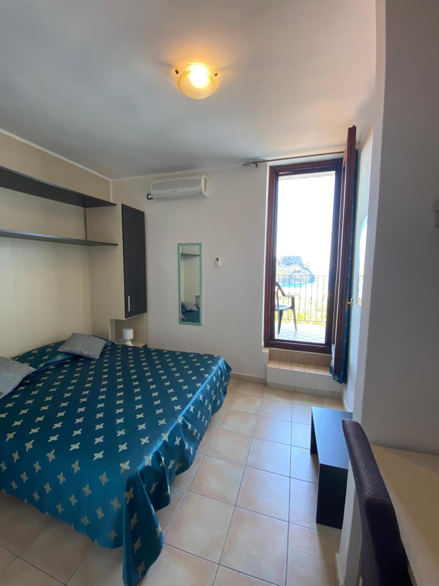 Double Room with Sea View