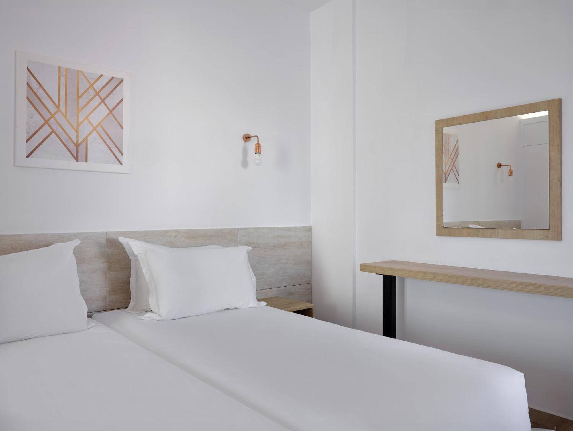 Double or Twin Room Pool View