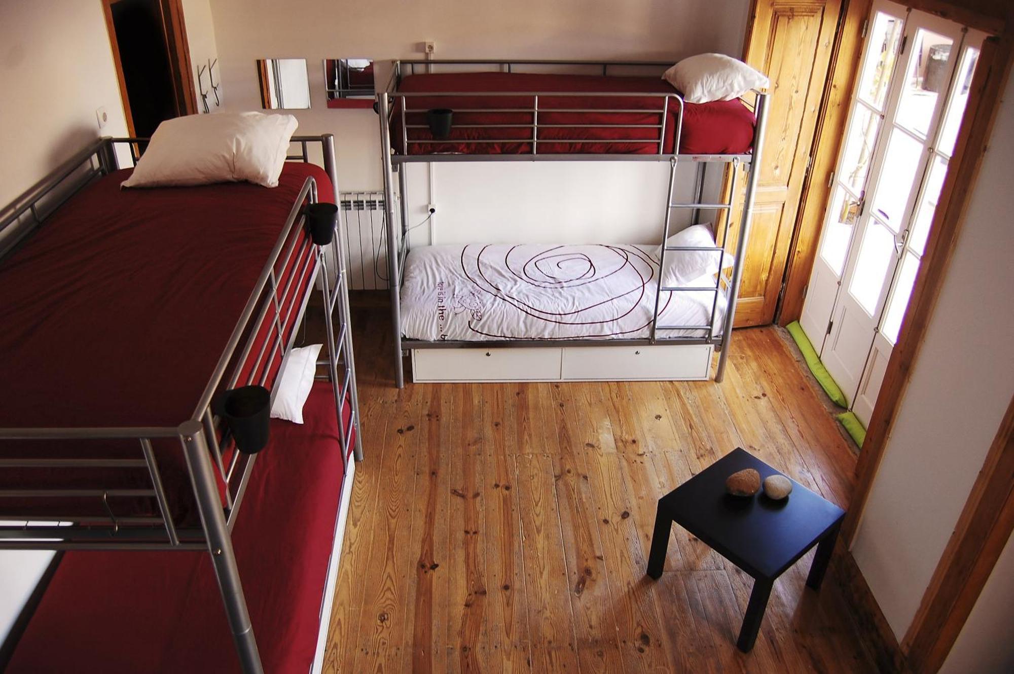 Single Bed Mixed Dormitory Room 6 Beds,1580492839:JPEG