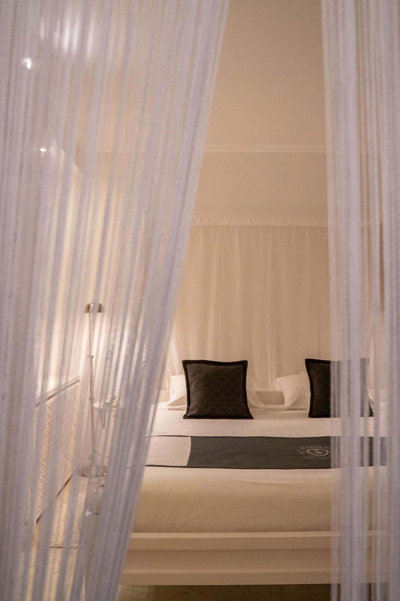 One-Bedroom Apartment - CEYLON