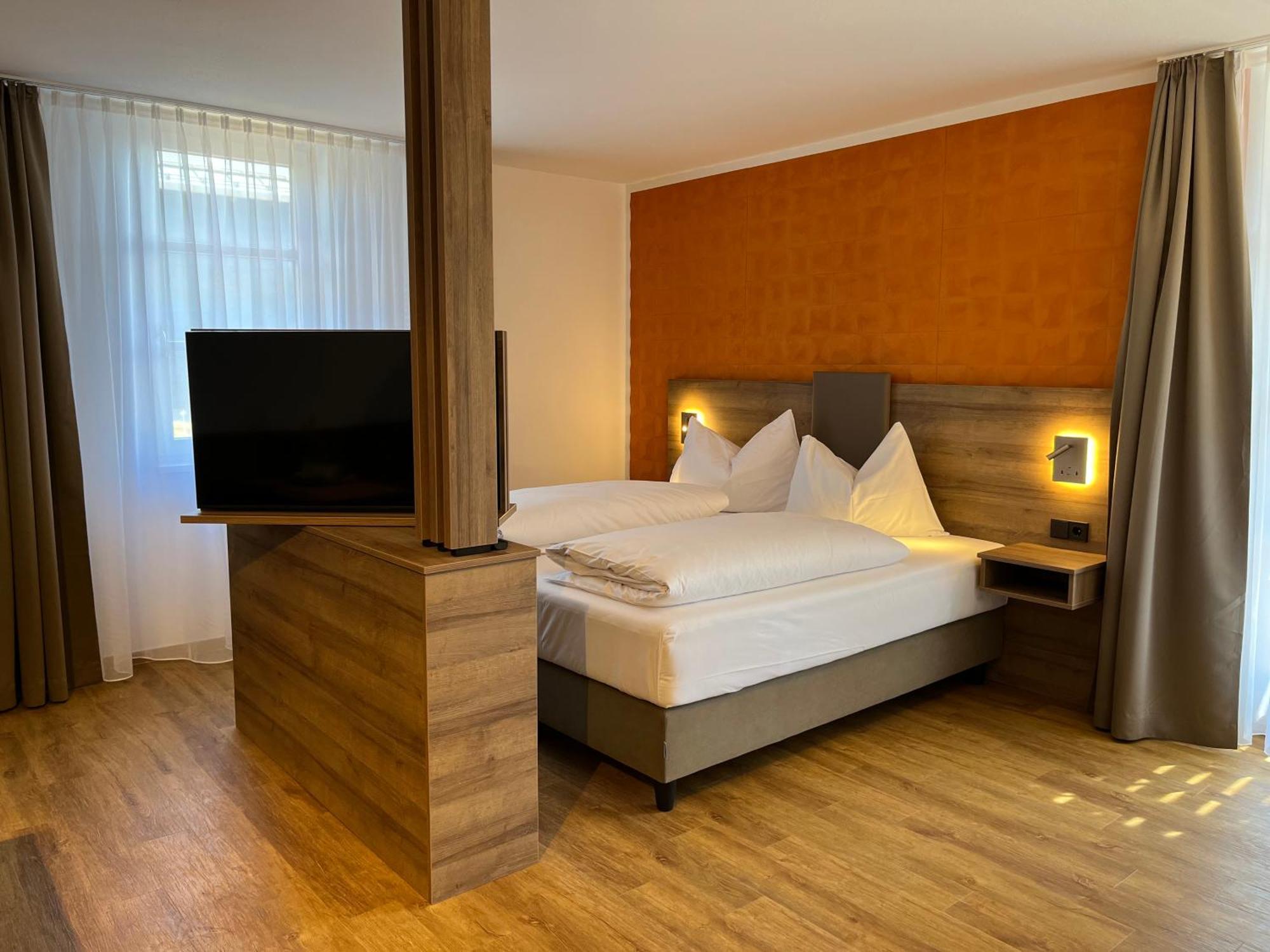 Doppelzimmer mit Balkon