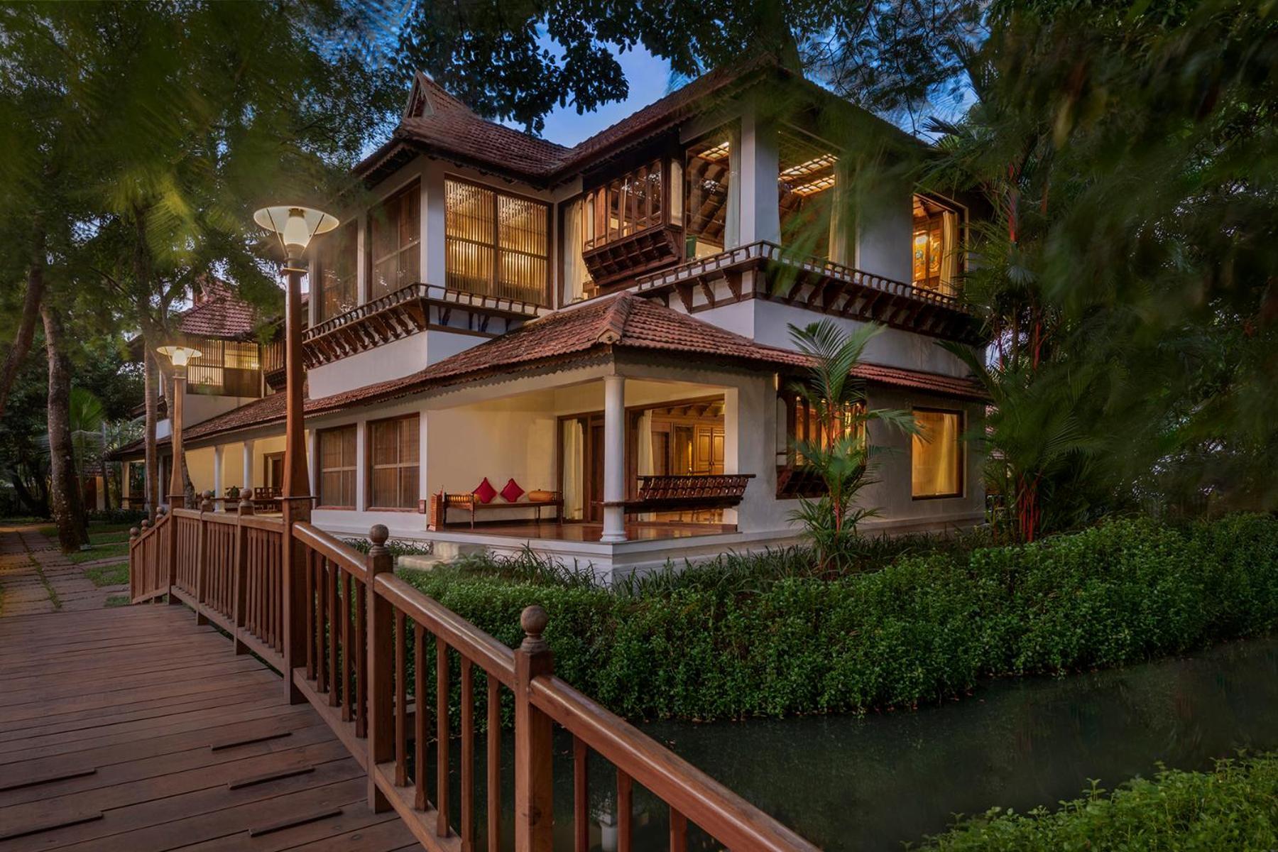 Luxury Pavillion Room