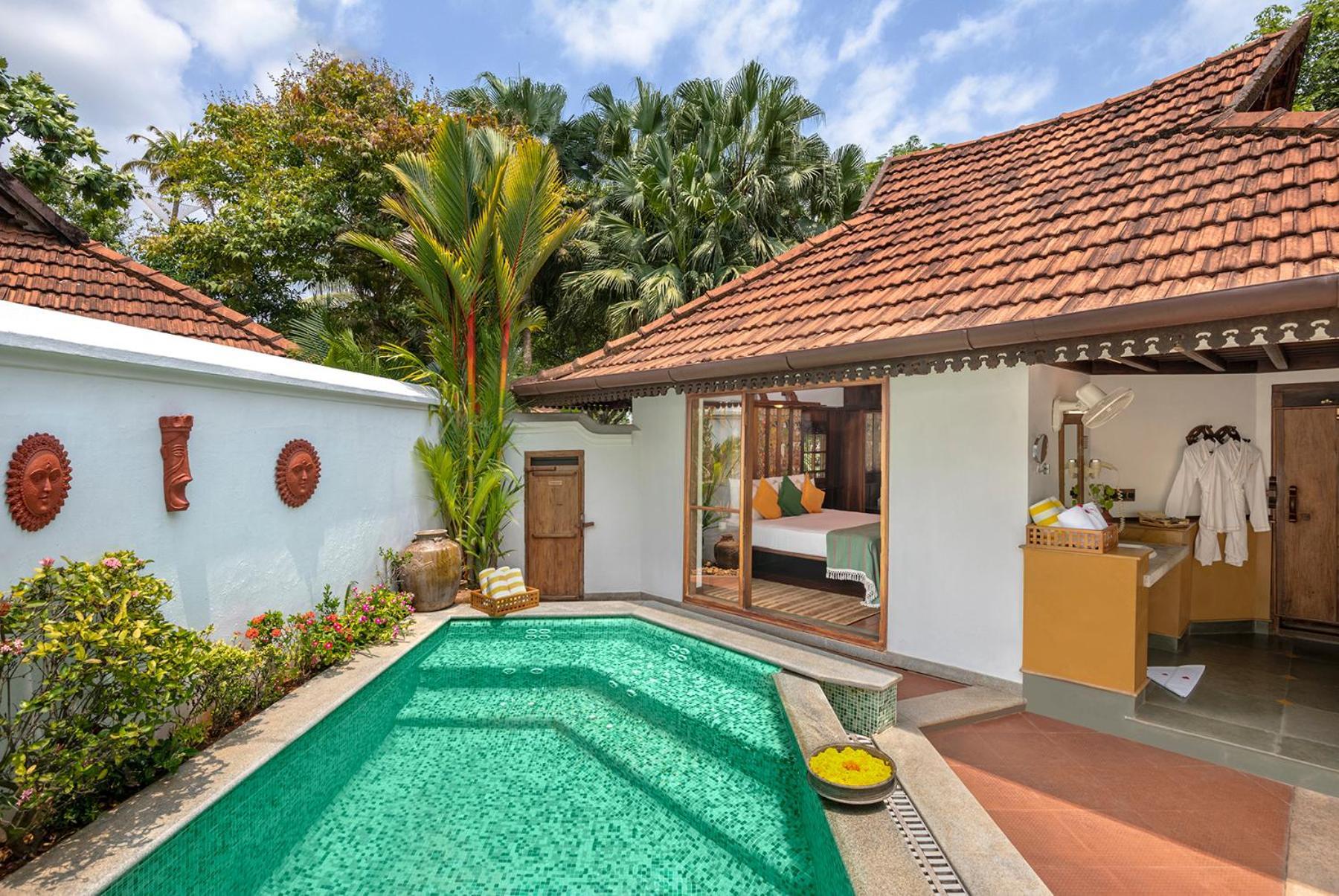 Heritage Lake view Villa Private Pool