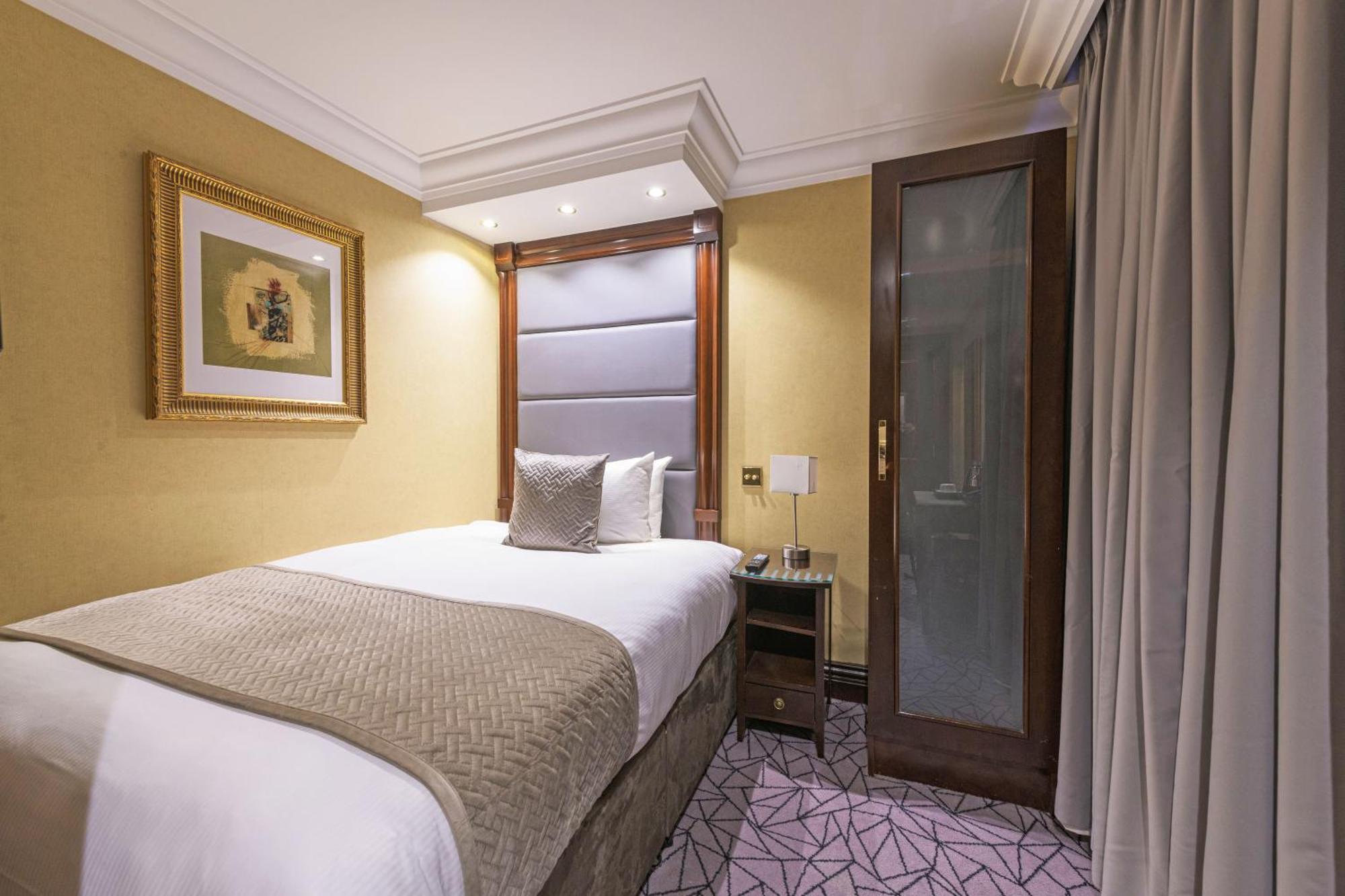 Executive Single Room,1586828133:JPEG