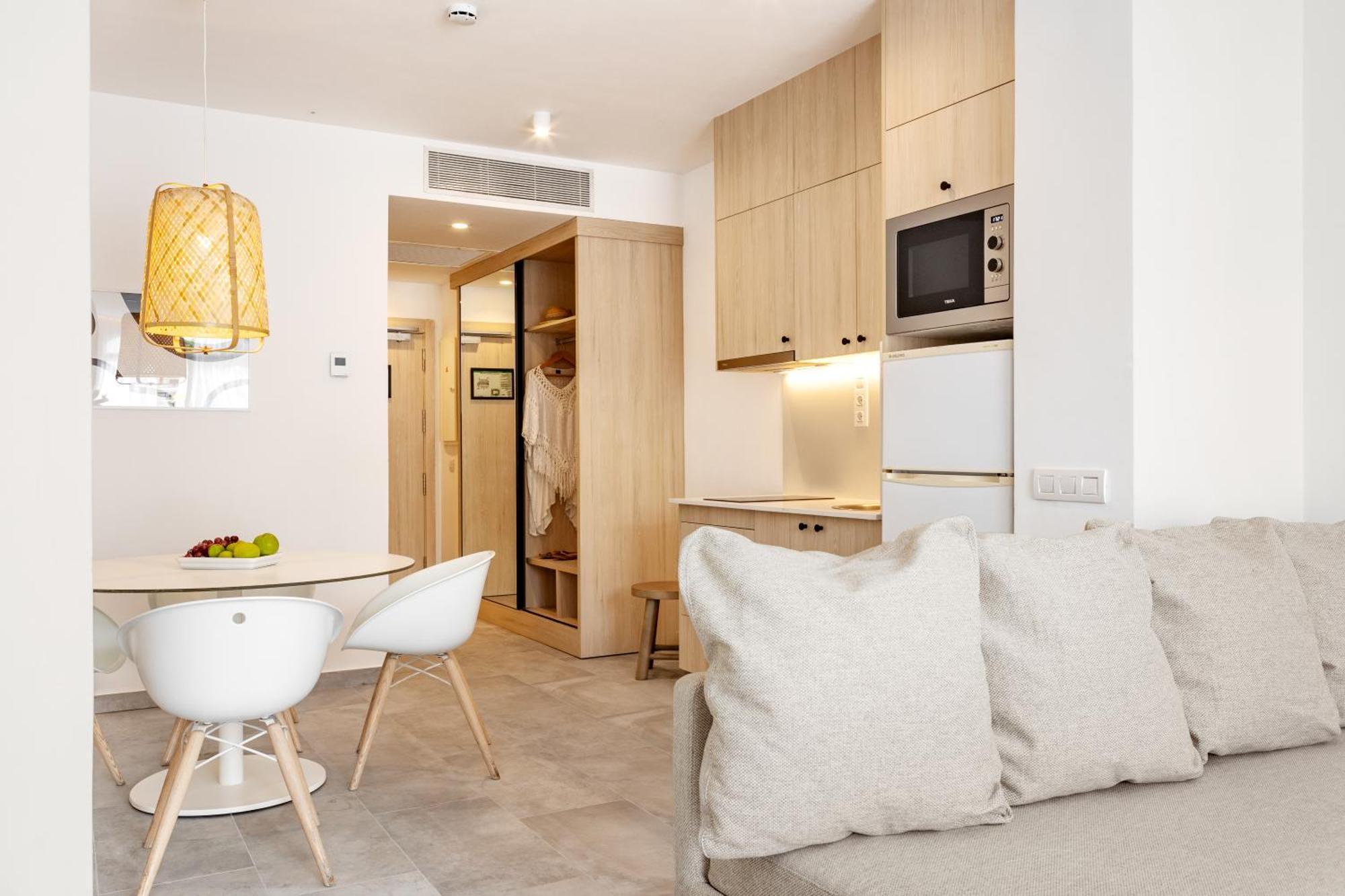 Suite with Balcony