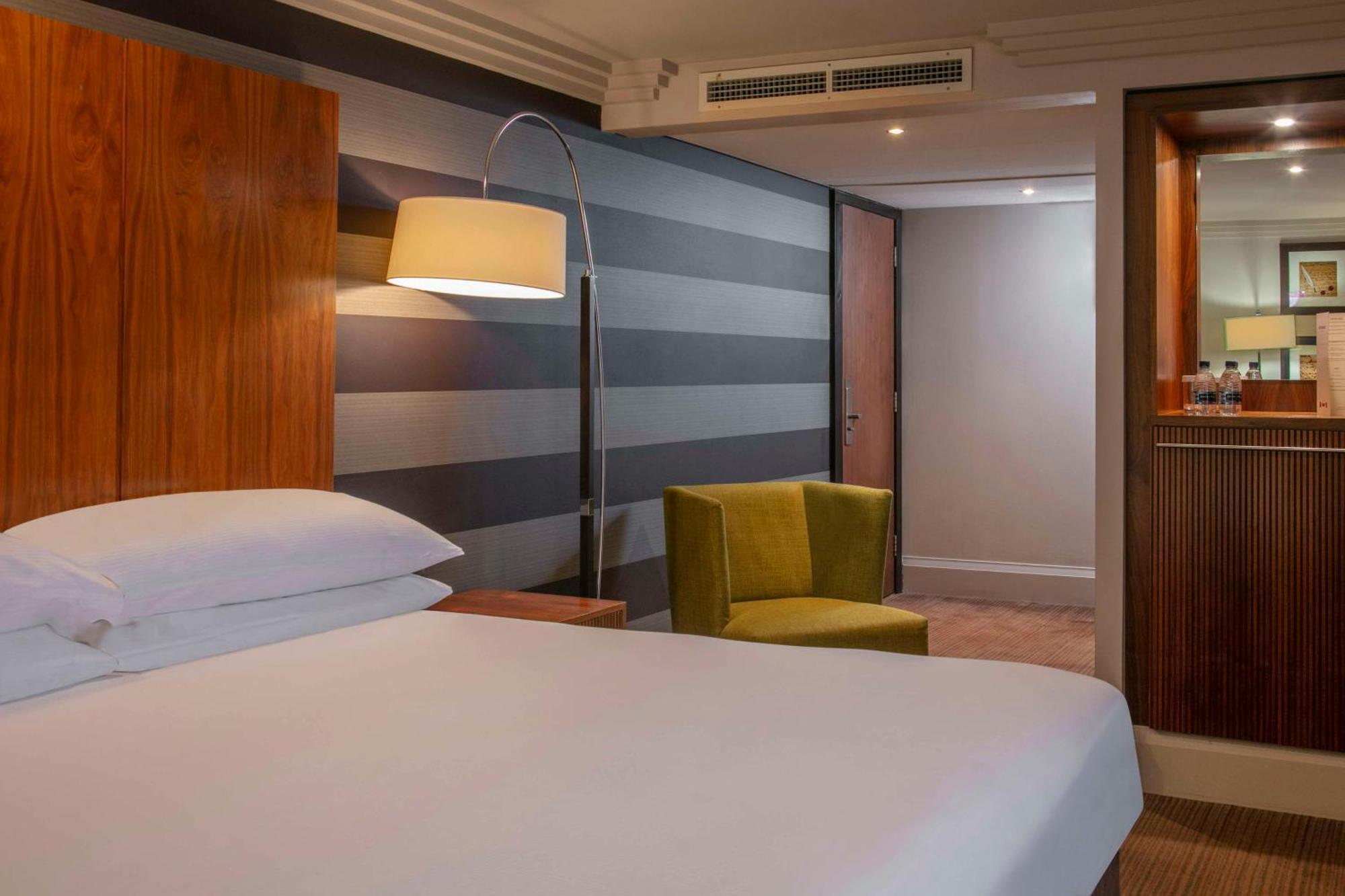 Deluxe King Room,1765144969:JPEG