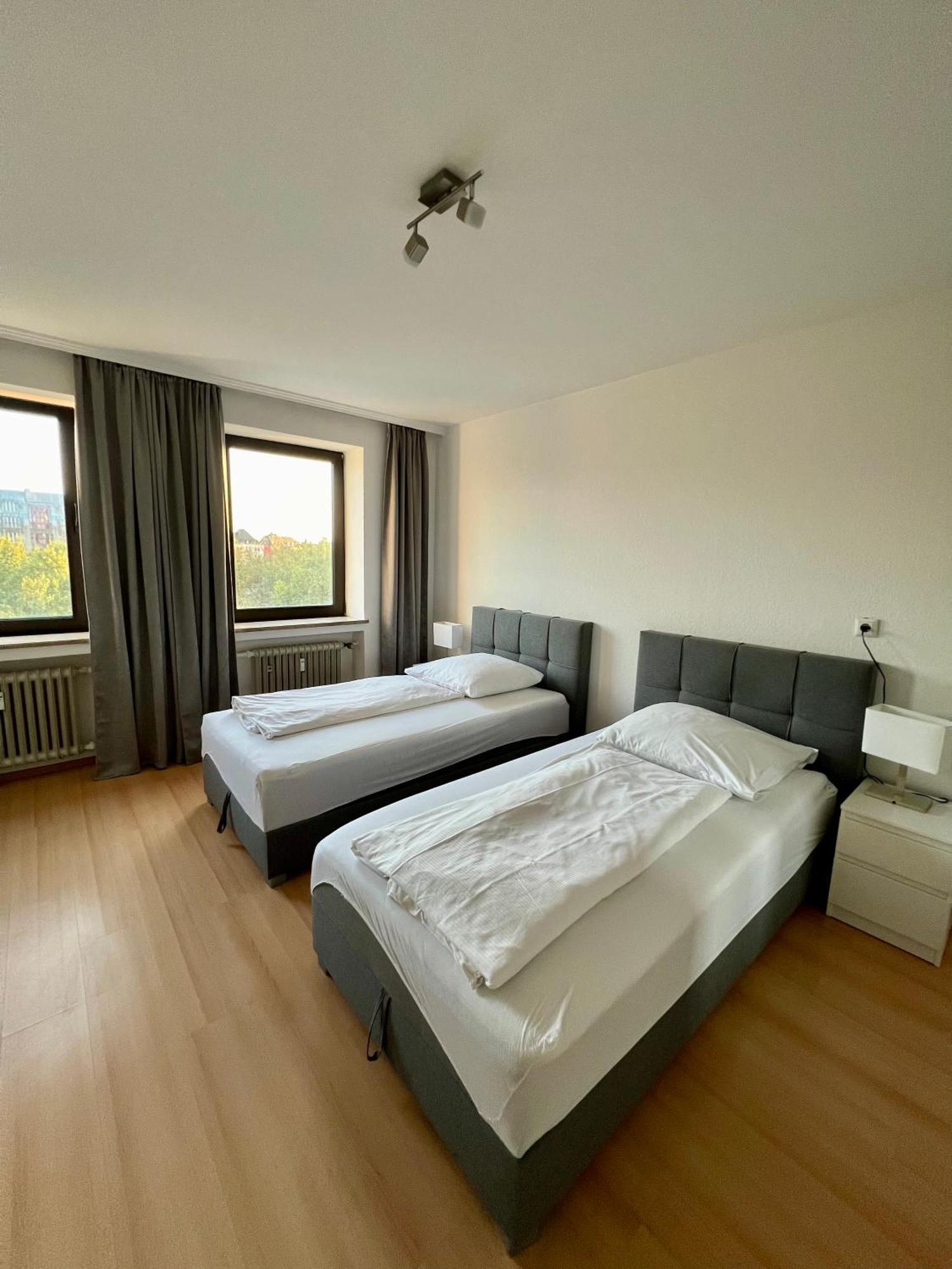 Superior Apartment without Rhine River View/ Neighbouring house