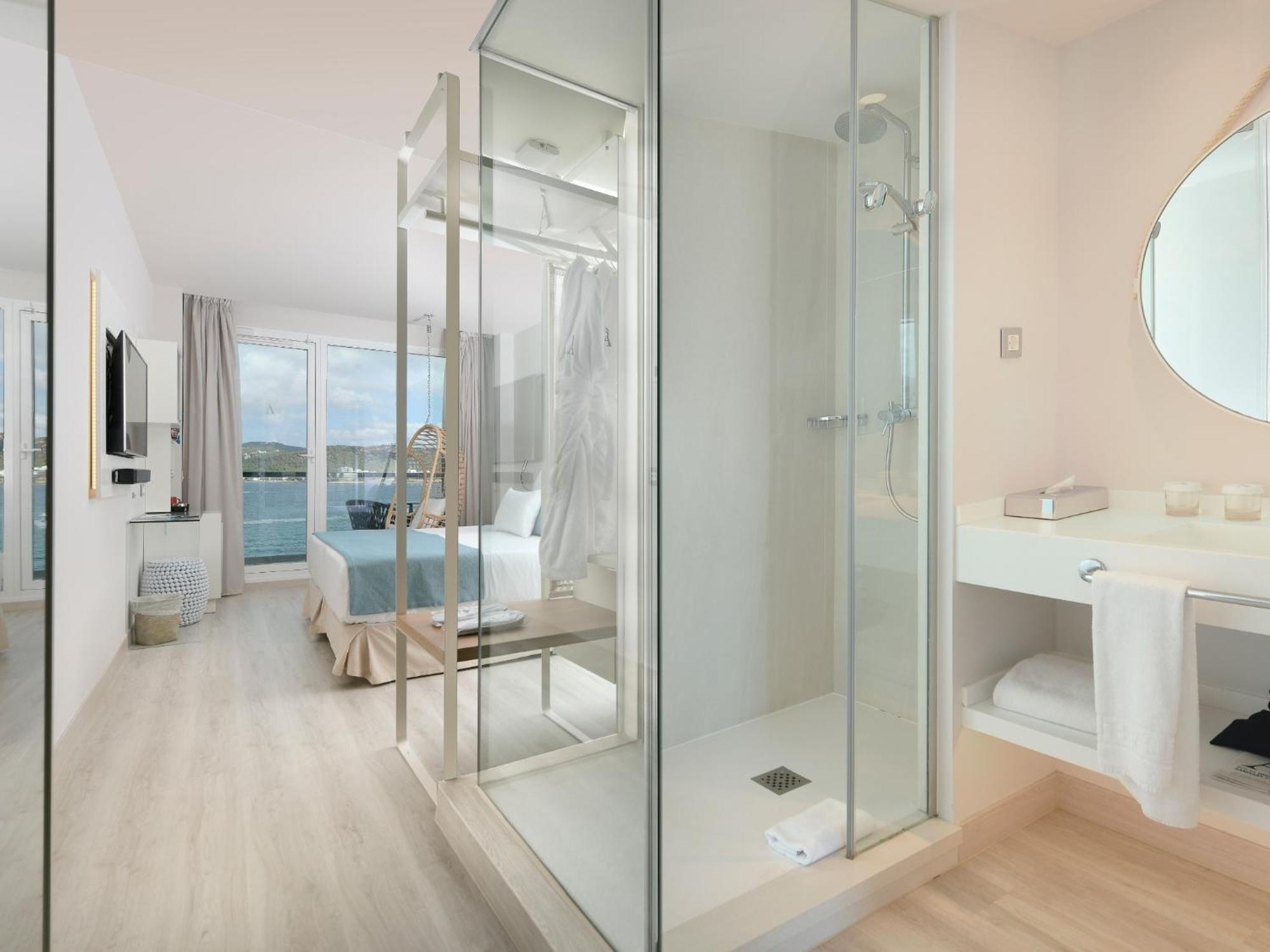 Superior Double or Twin Room with Sea View Oh La La,1710276589:JPEG