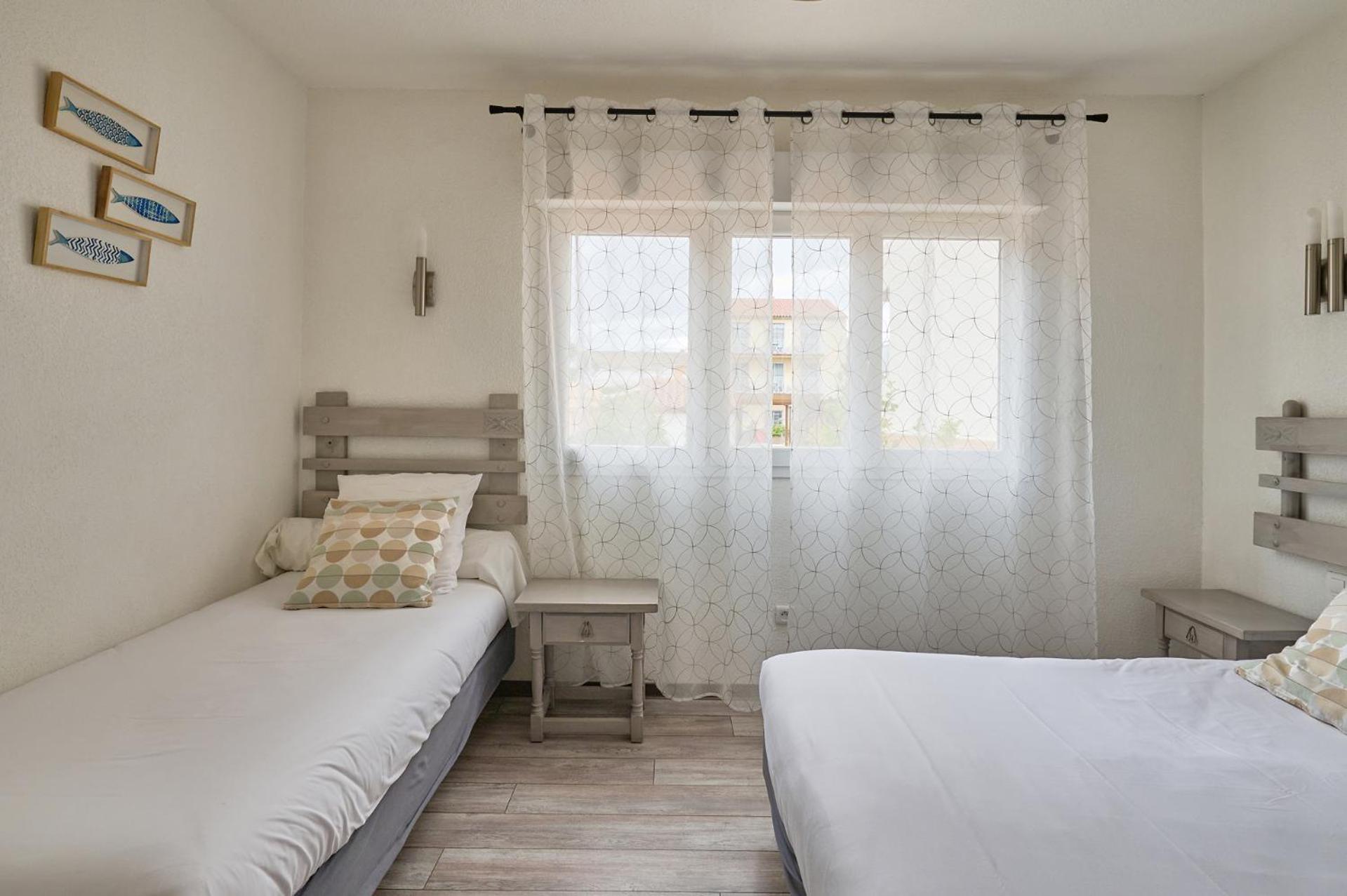 Economy Triple Room,1592048968:JPEG