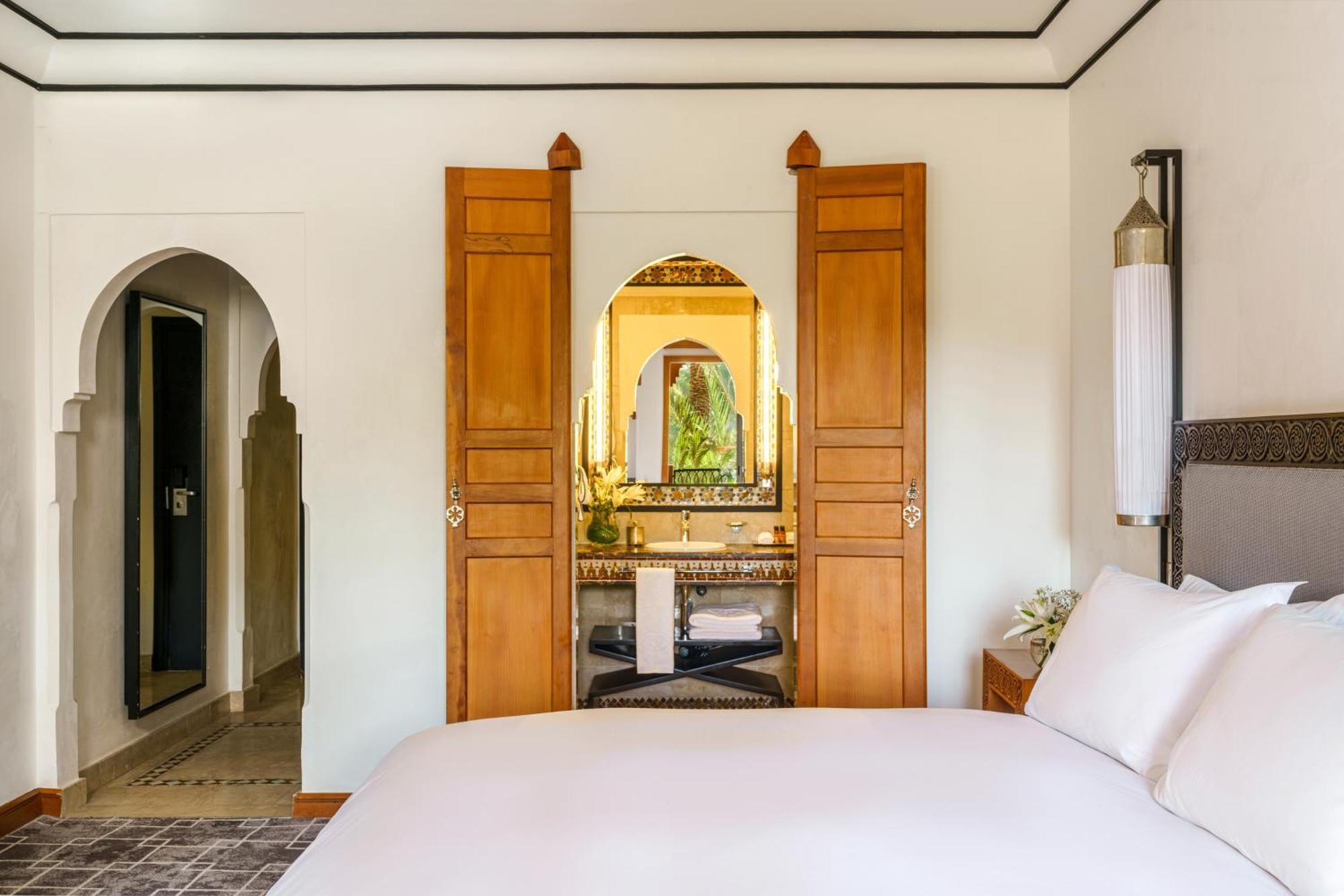 Superior Kamer met Kingsize Bed of Twee Aparte Bedden en Balkon - Uitzicht op de Stad