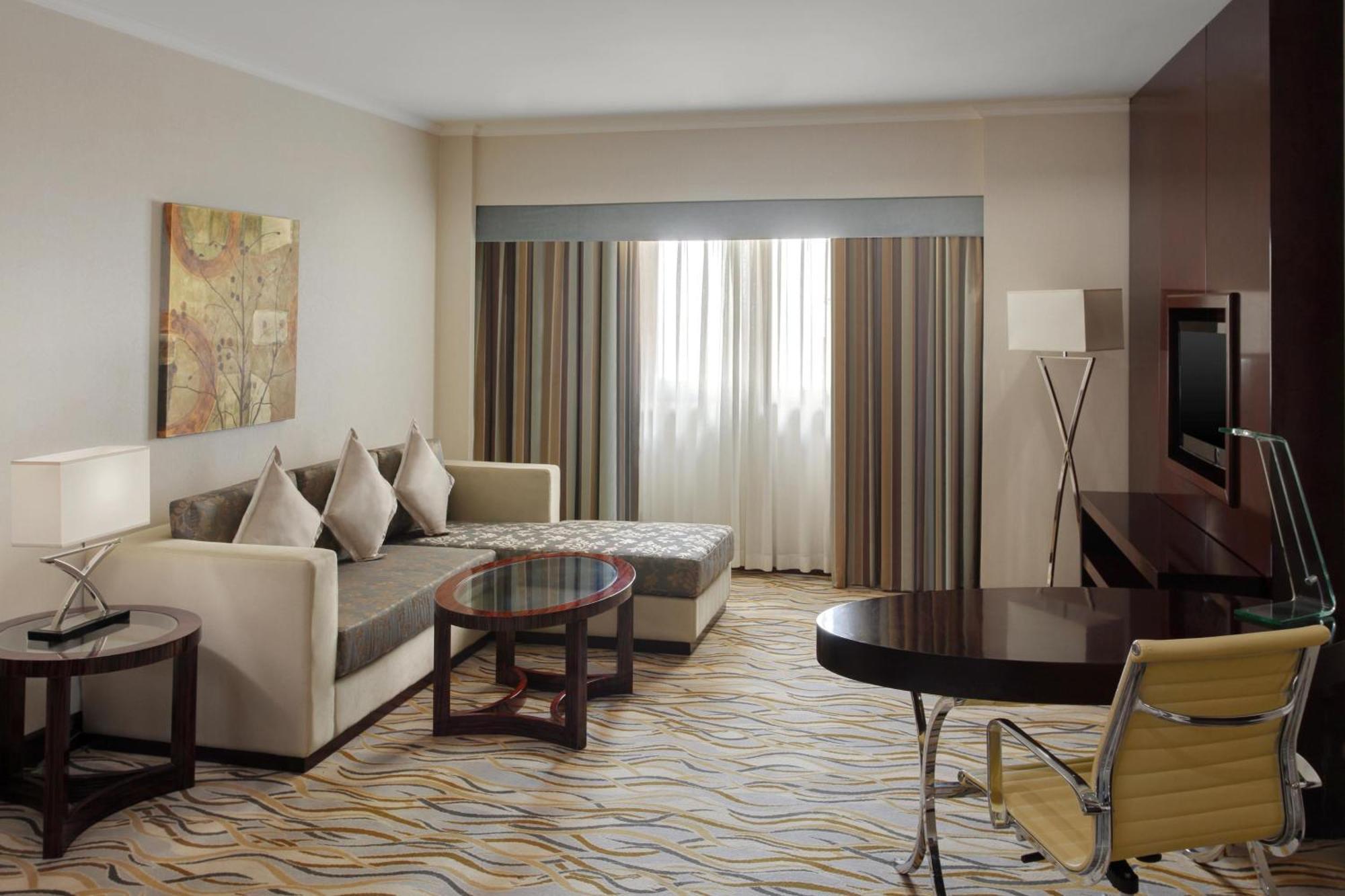Great Stylish Suite, 1 Bedroom Junior Suite, King, City view,1592901521:JPEG