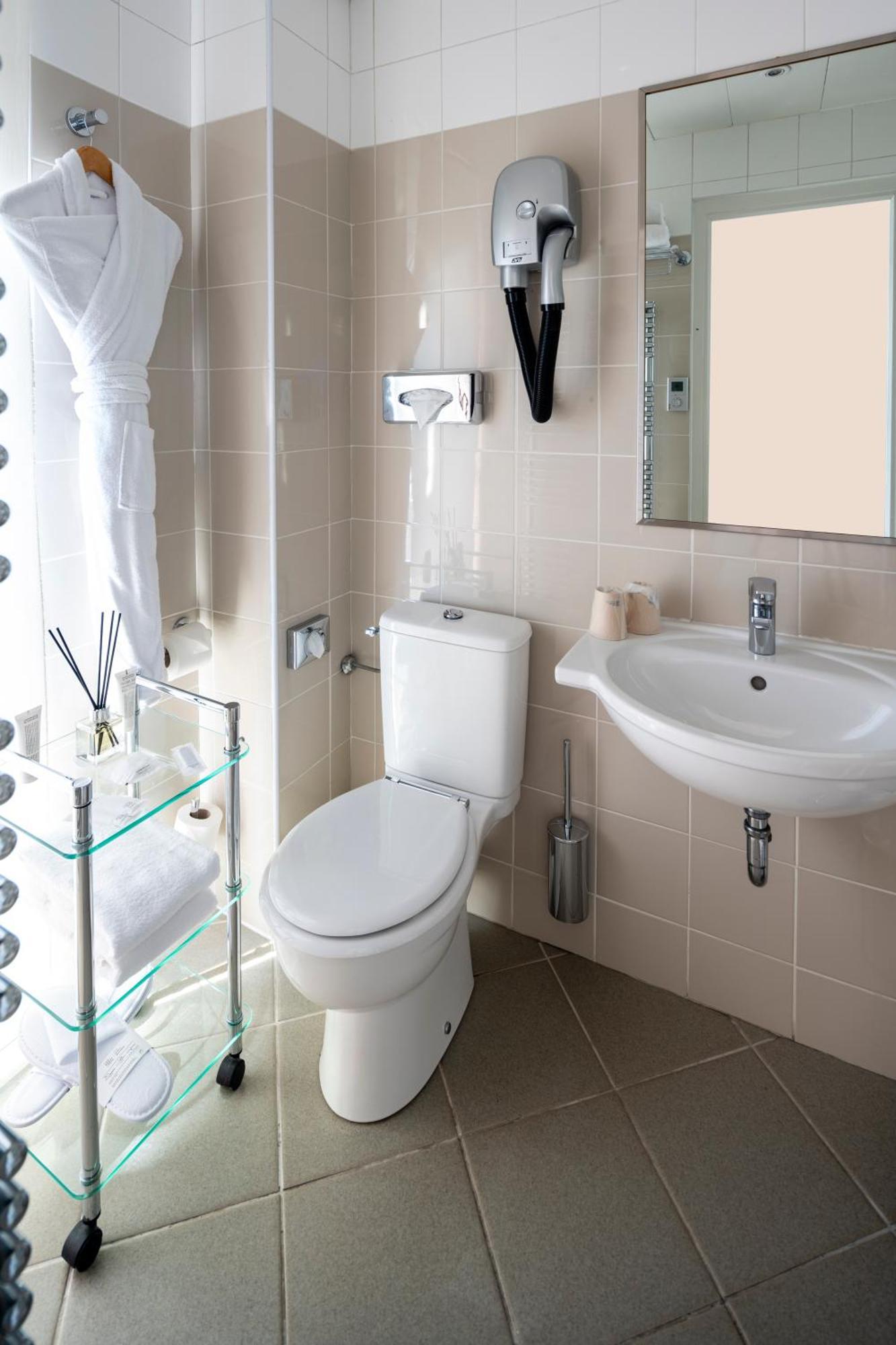 Tradition Single Room,1597541393:JPEG