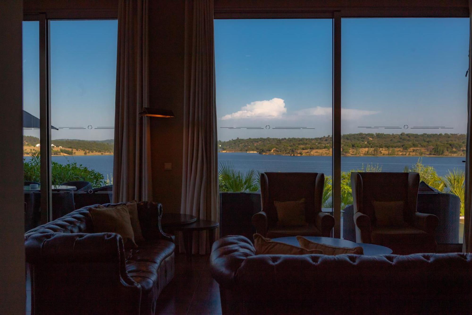 Two-Bedroom Villa Lake View