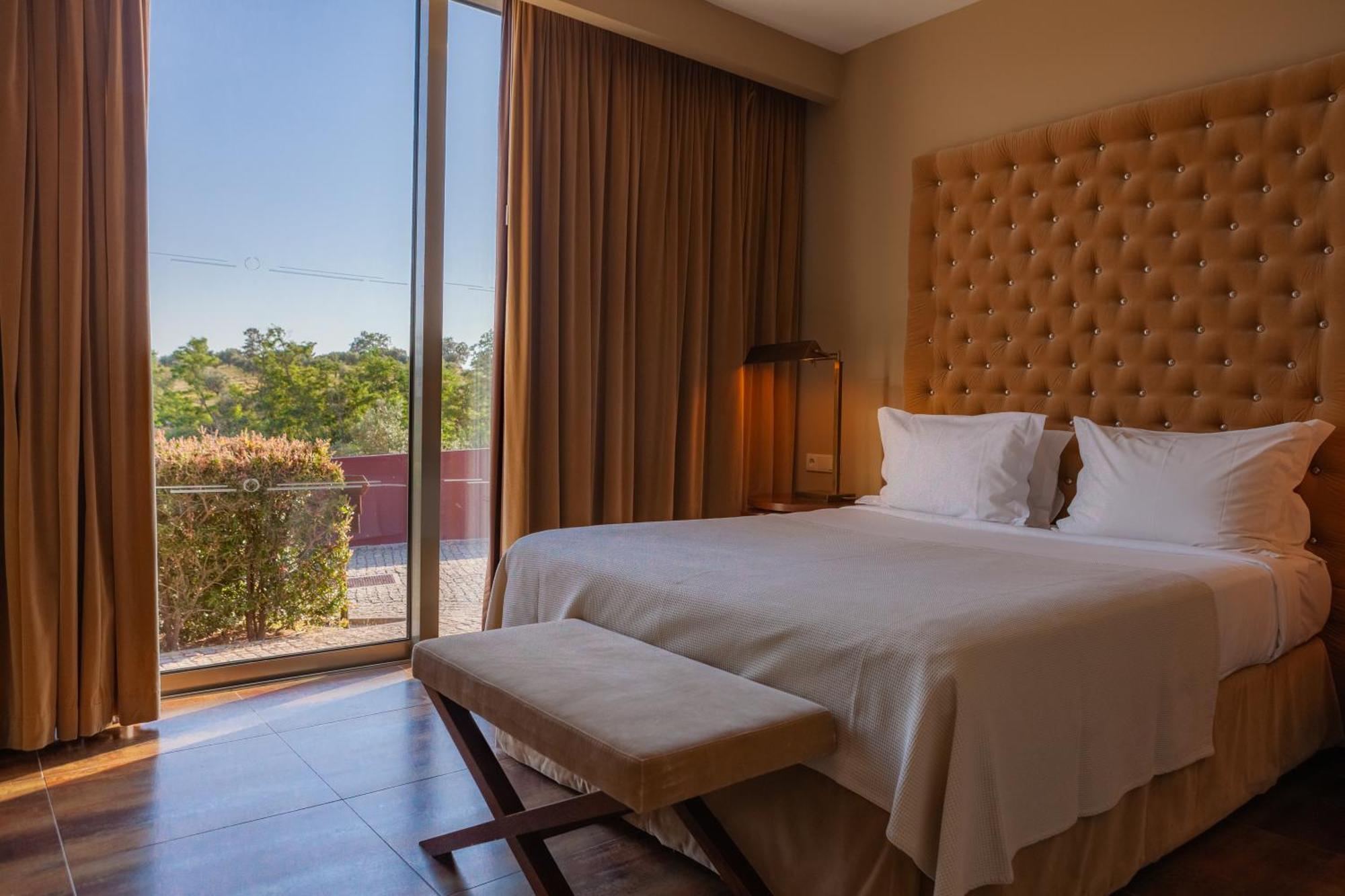 Two-Bedroom Villa Lake View