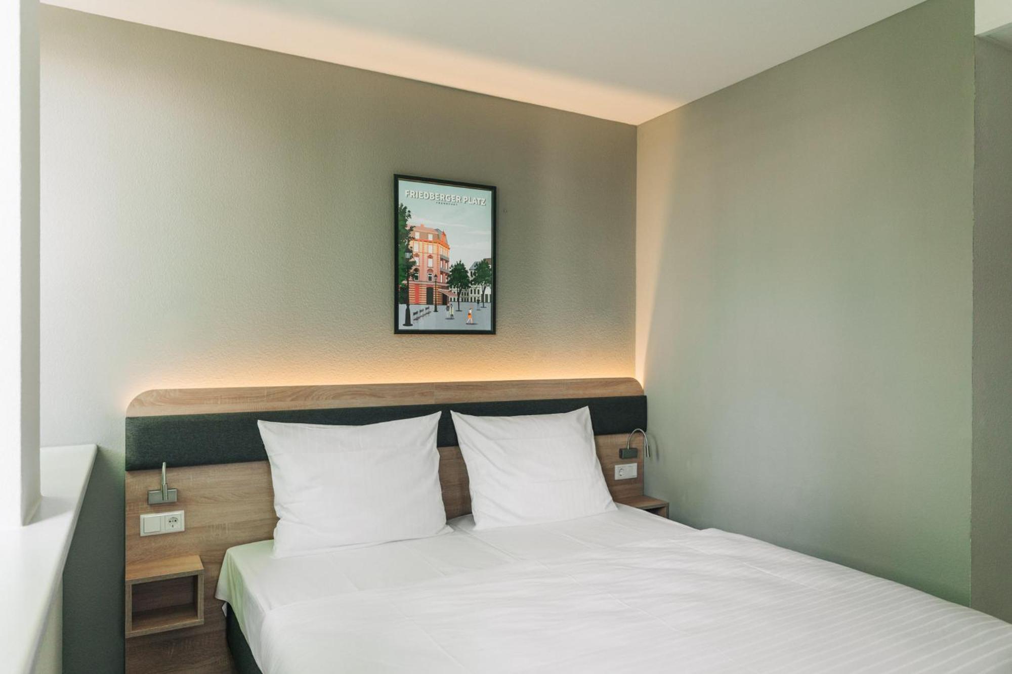 Double Room,1599214983:JPEG