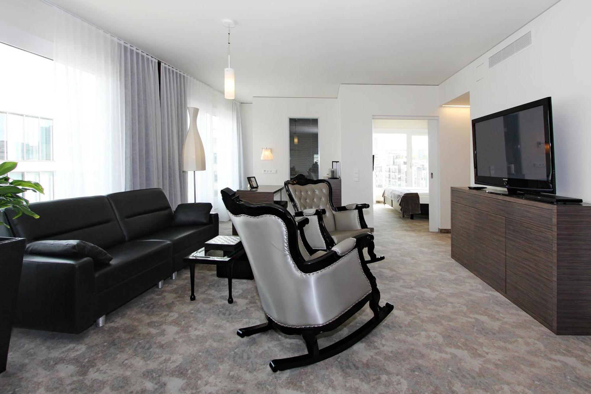 Presidential Suite,1599644269:JPEG